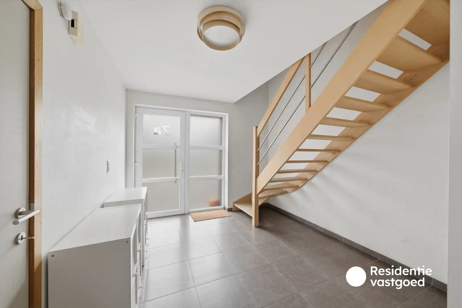 Recente en instapklare woning met 3 slaapkamers, garage en tuin te Zandvoorde! foto 14
