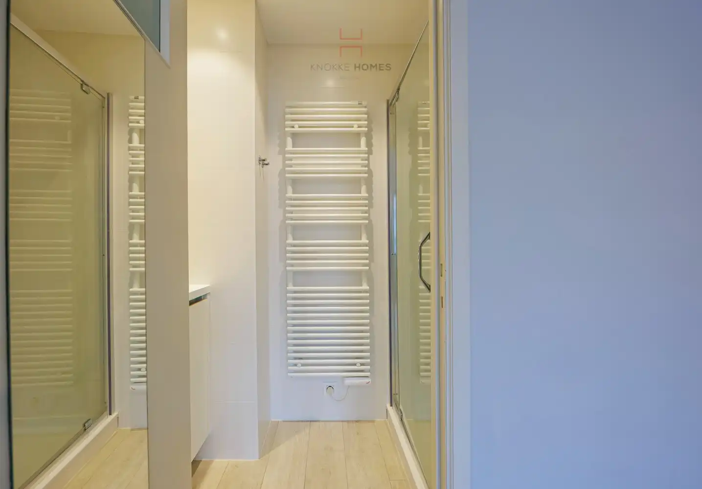 3-kamerappartement met frontaal zeezicht aan het Albertplein foto 18