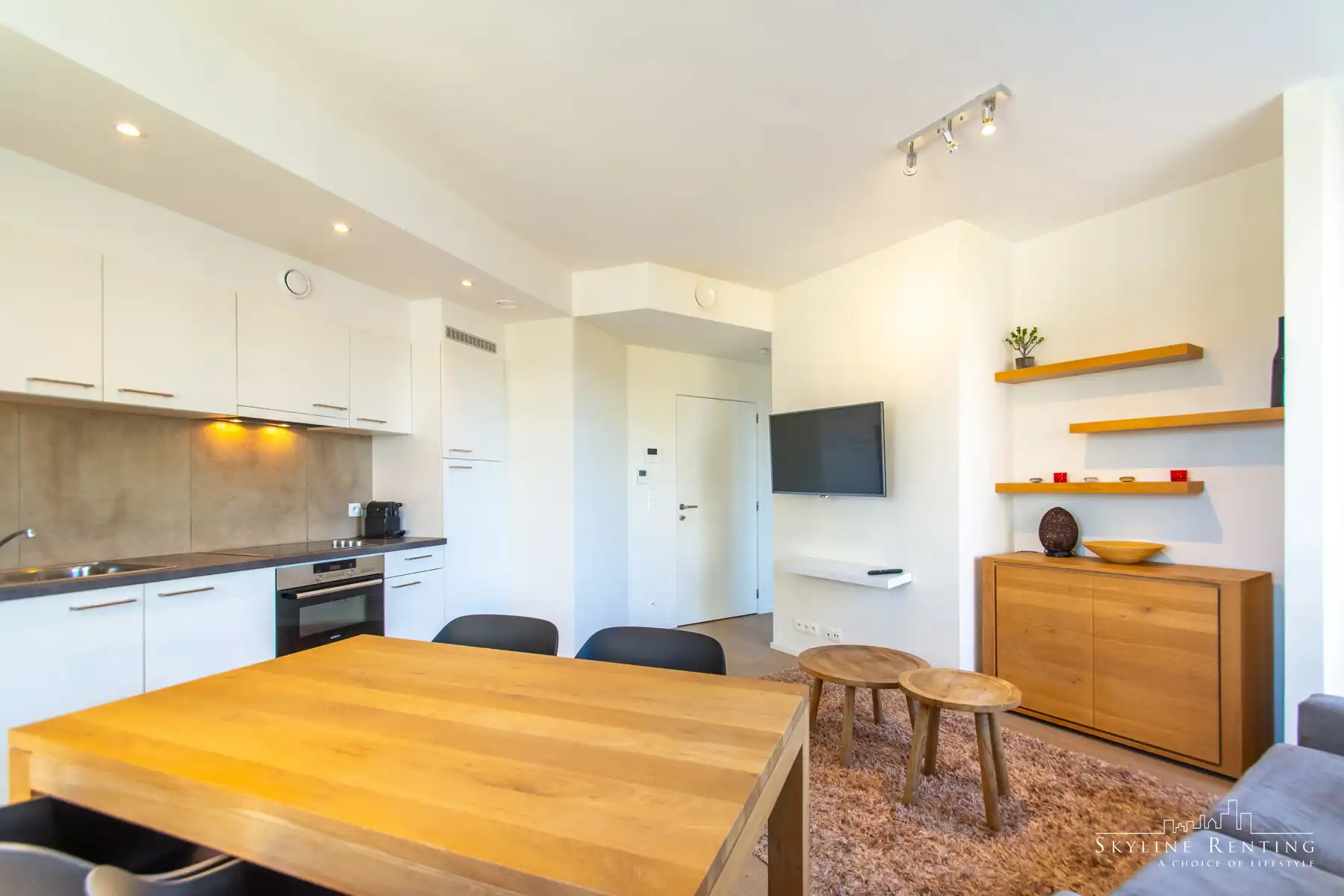 LICHTRIJK - Studio met terras (NAVO area) foto 3