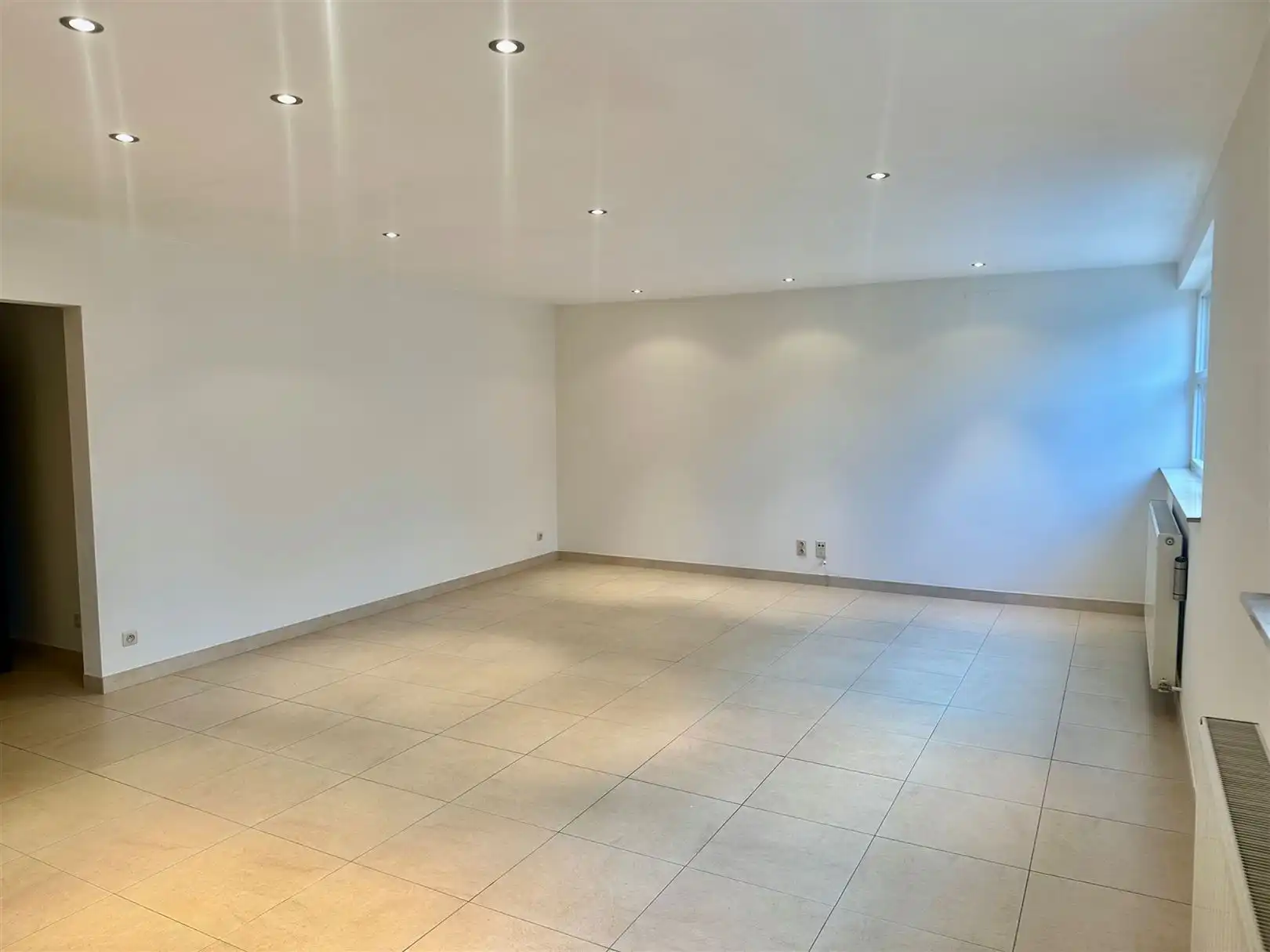 Gelijkvloers app TE HUUR op toplocatie te Oudenaarde foto 3