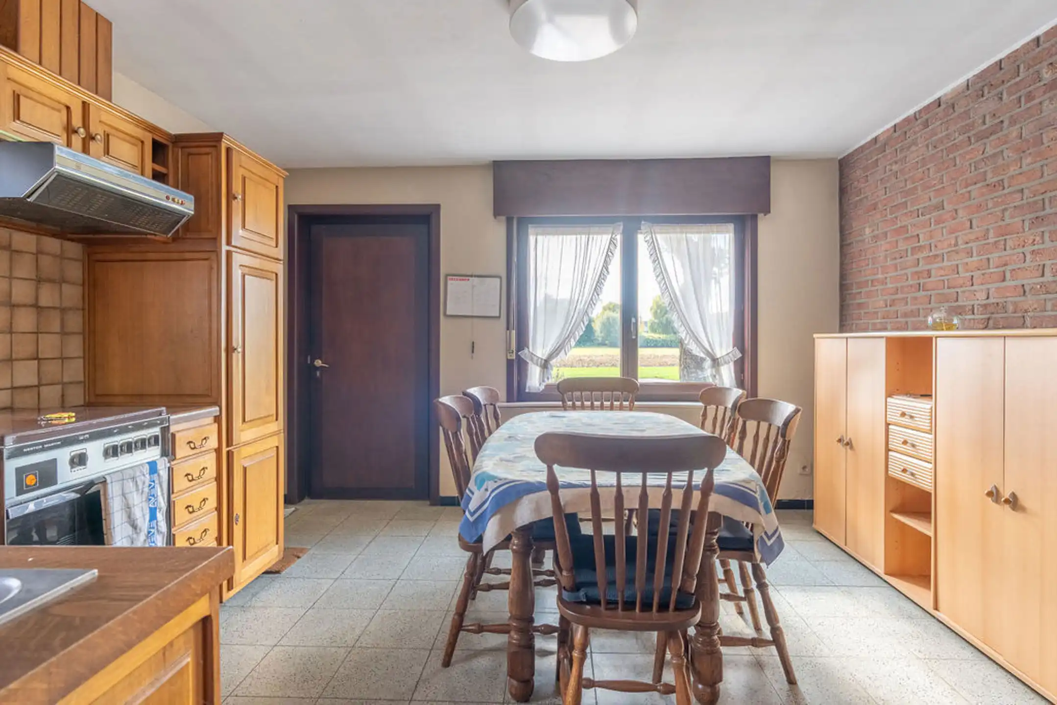 Te renoveren woning op een mooi en gunstig gelegen perceel van in totaal 6.449 m². foto 17
