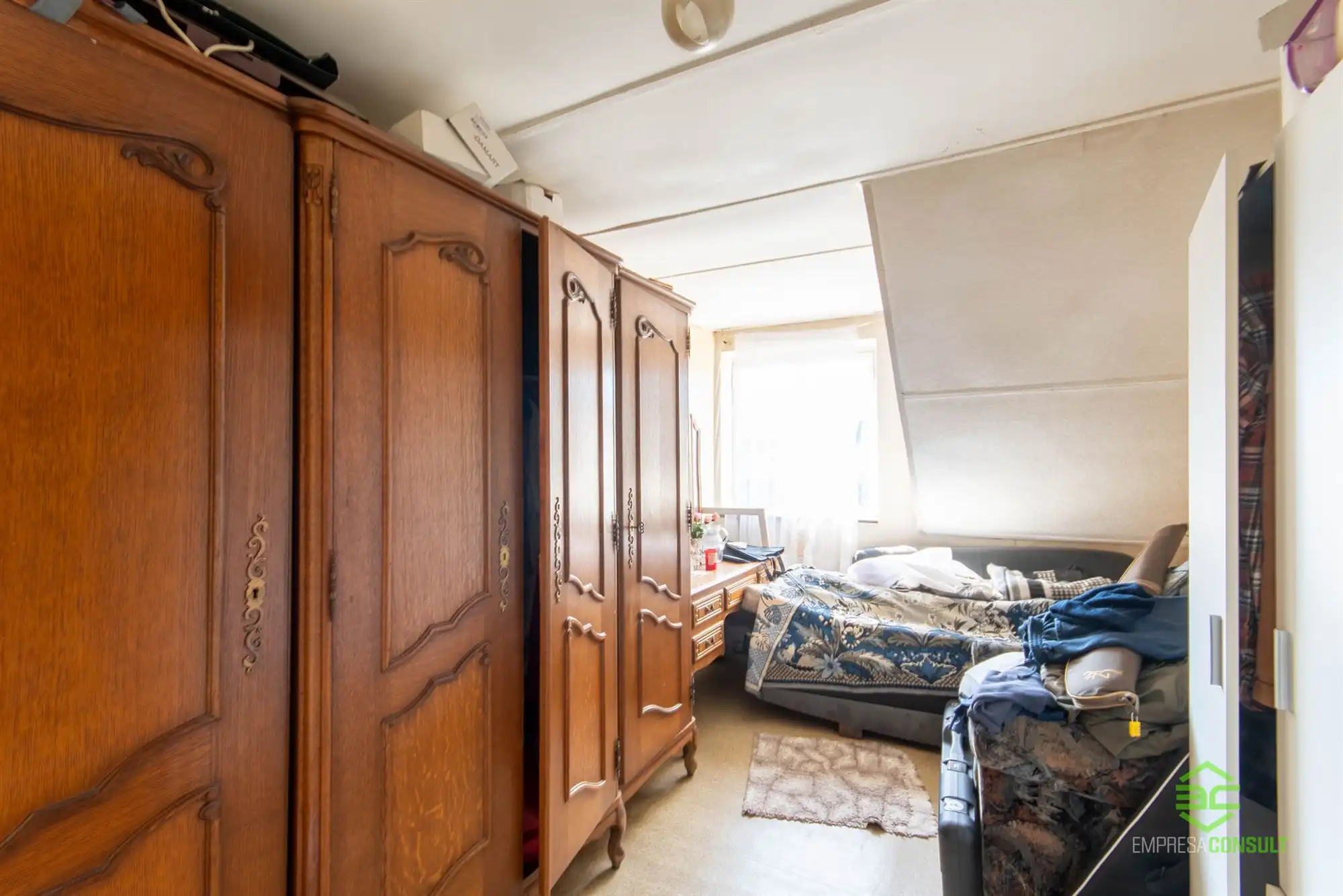 Te renoveren woning met ruime tuin op een rustige ligging! foto 8