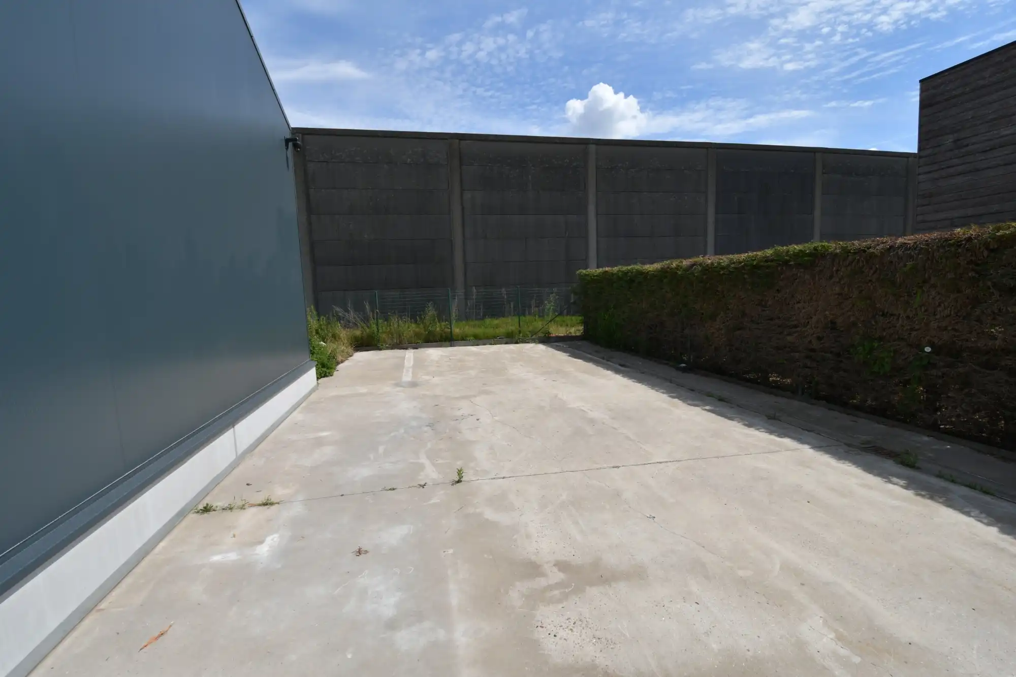 Loods (850m²) te koop in het industriepark SCHATTING te Zedelgem foto 7