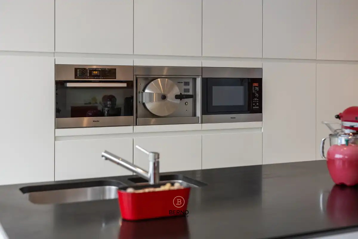 Authentiek herenhuis met moderne luxe en zonnige tuin – Wieze. foto 12