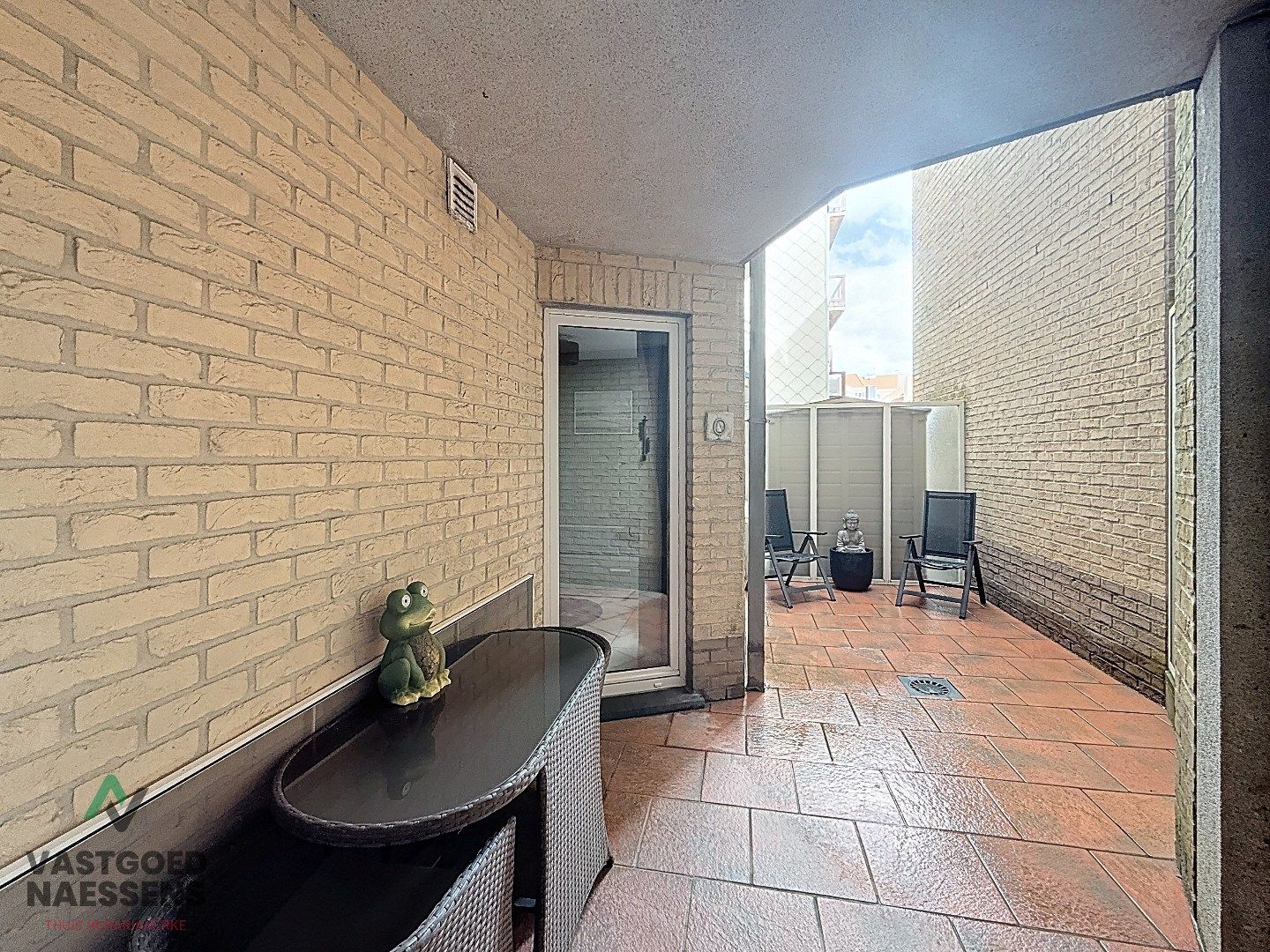 GELIJKVLOERS GEMEUBELD 2 SLPK APP MET TERRAS foto 7