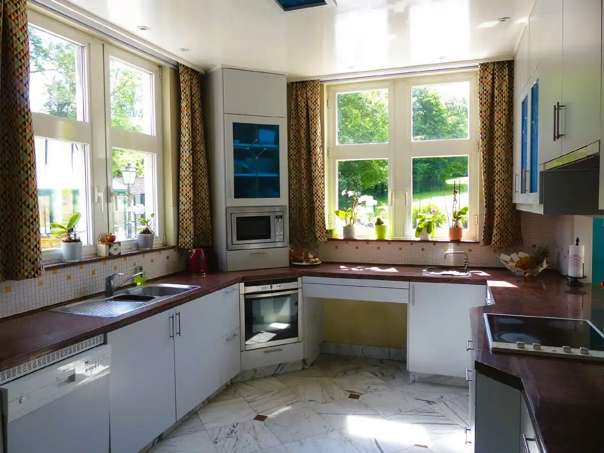 gezellige villa van 870 m2 met praktijkruimte, kangoeroewoning, ...  op 1,27 hectare foto 13