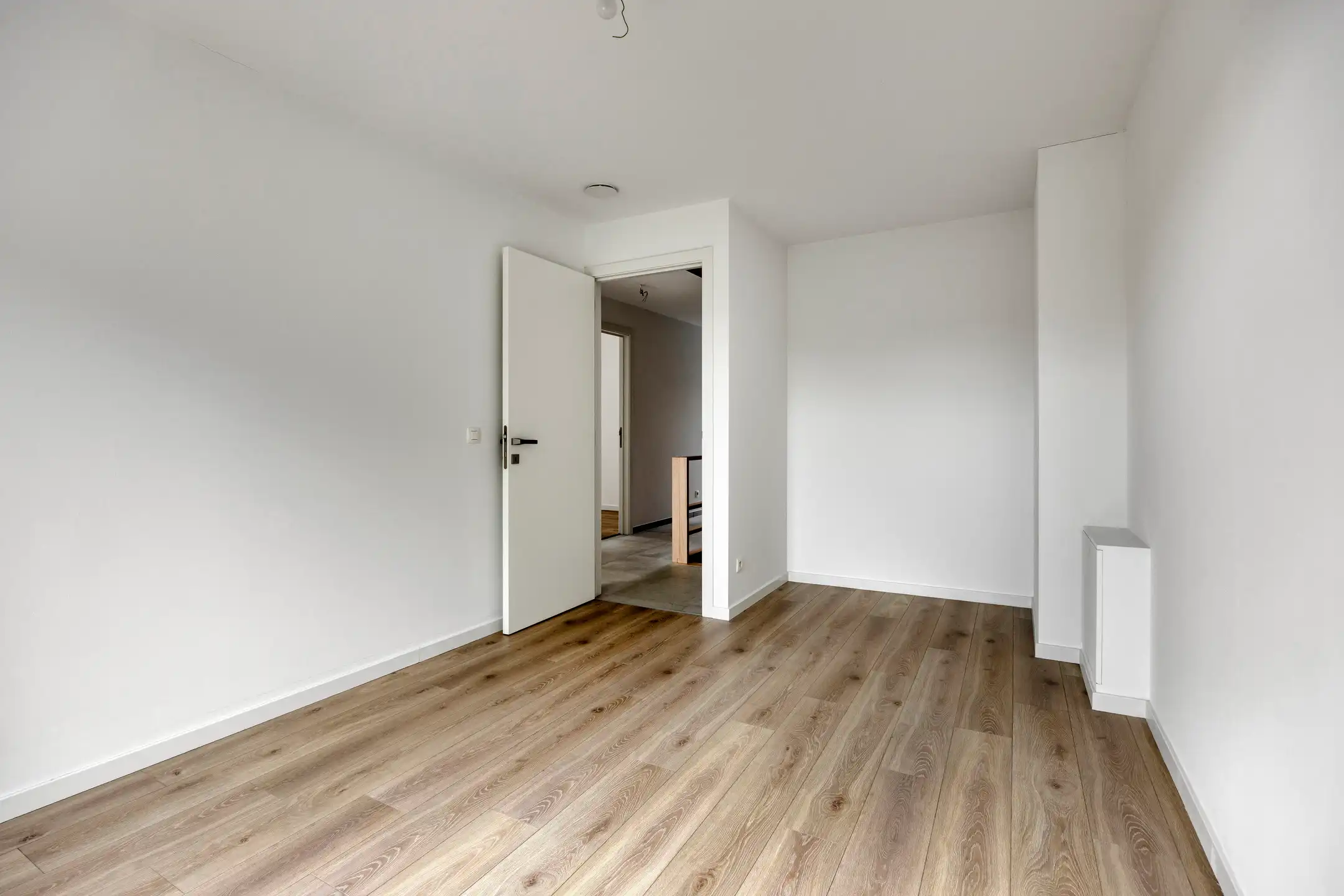 Nieuwbouwwoning met 6 slaapkamers & 3 badkamers (aan 6% btw) foto 14