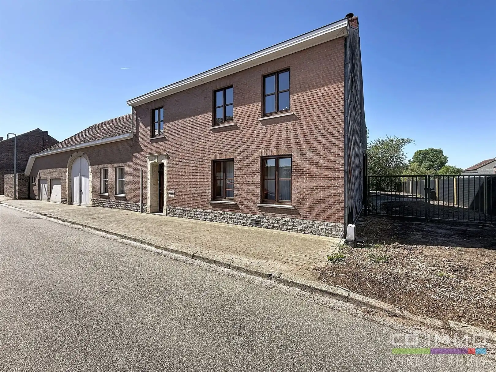 Te renoveren vierkantshoeve met tuin, opp 28a 53ca foto 2