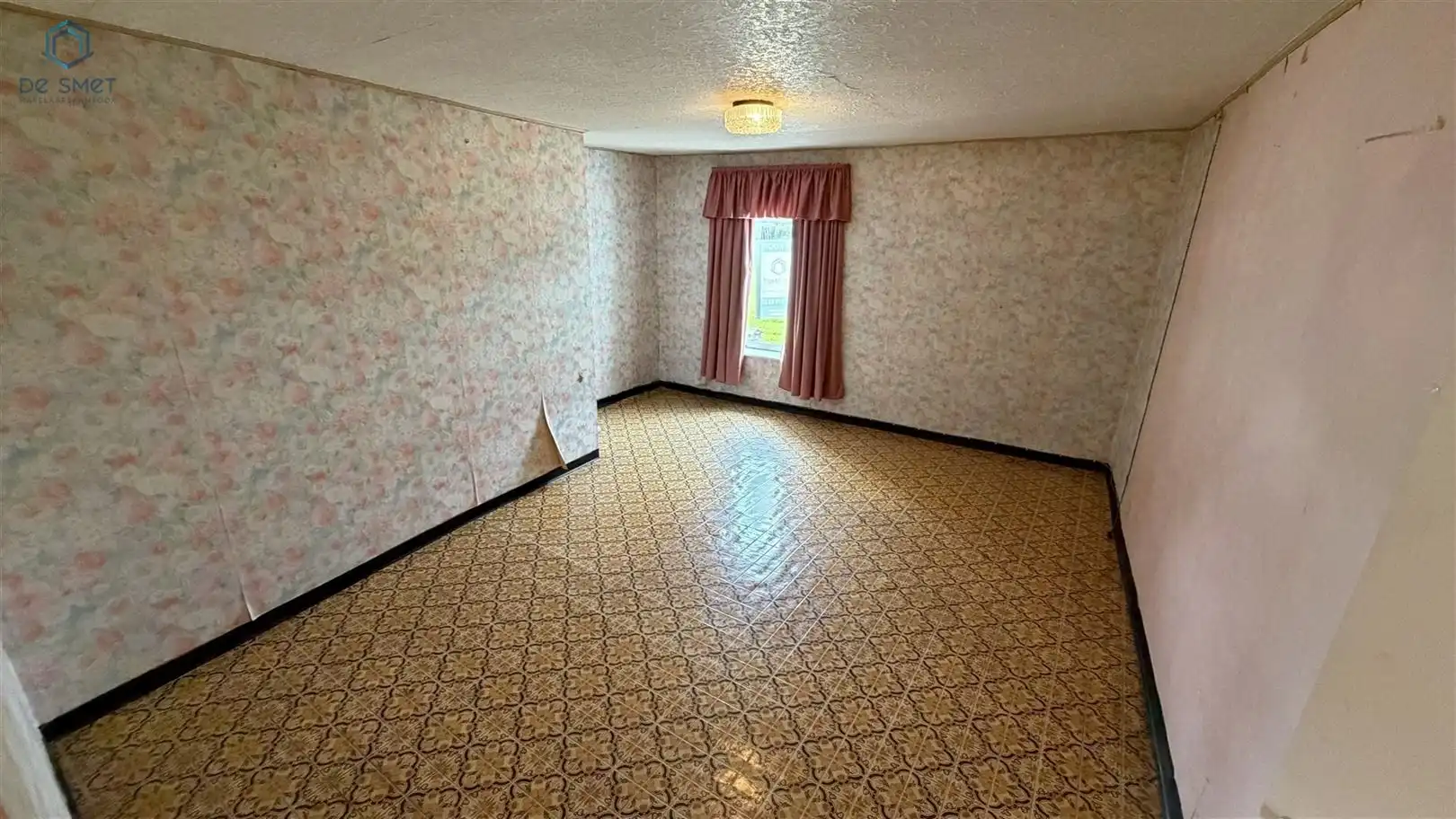 Te renoveren woning met 5 slaapkamers, garage en ruime tuin in het landelijke Viane foto 24