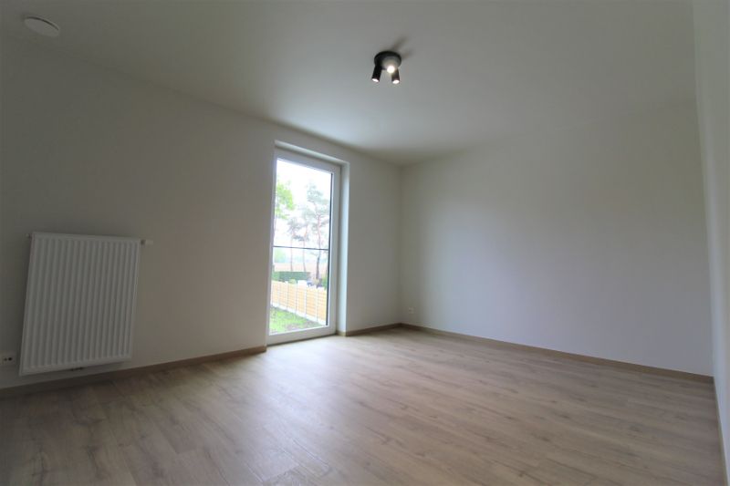 Moderne nieuwbouw villa te huur in Lichtervelde met 4 slaapkamers en 2 badkamers foto 12