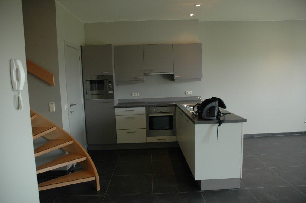 Duplex appartement 1ste verdieping voorkant gebouw foto 5