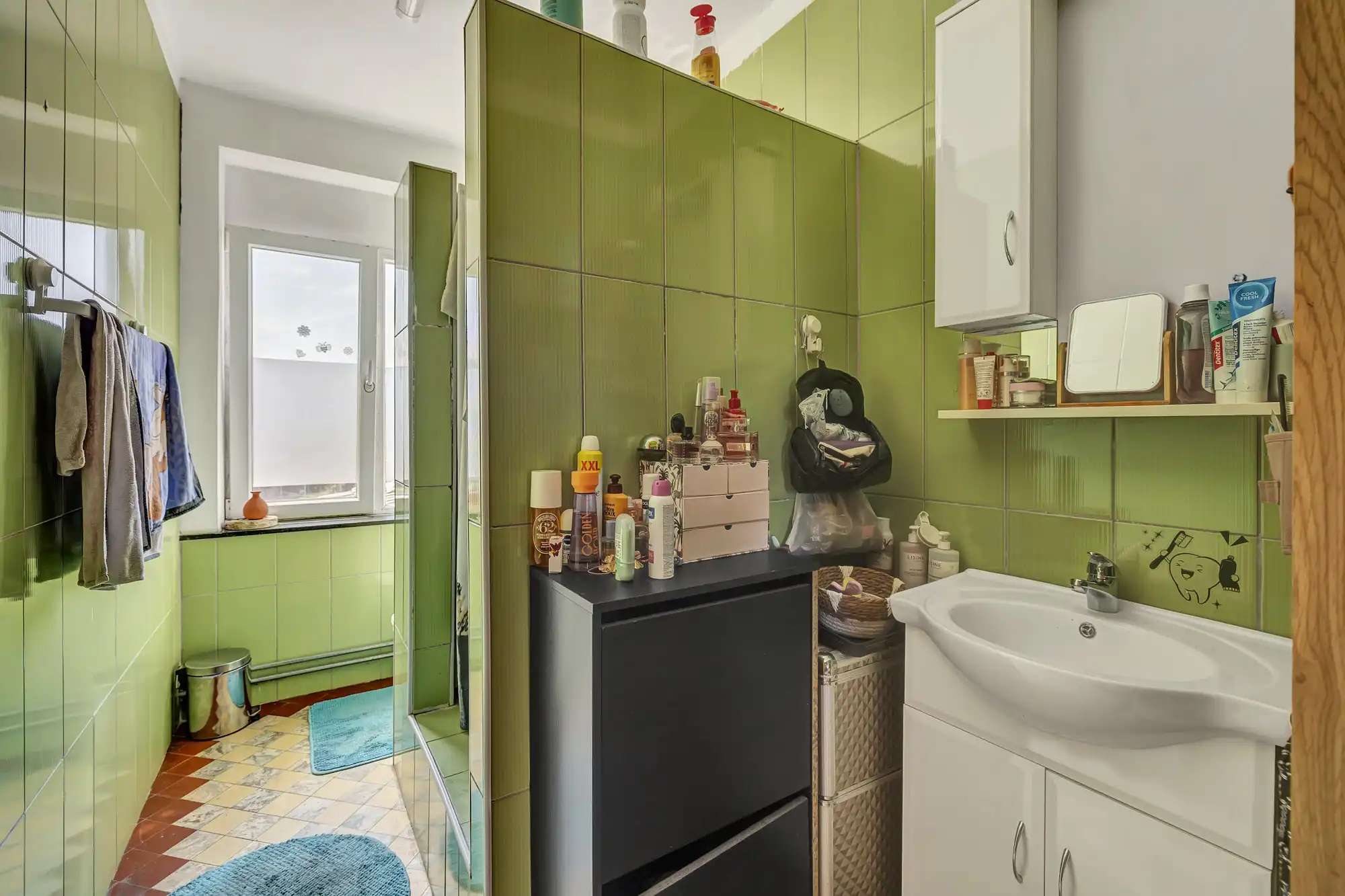 Rustig gelegen ruime woning met goed EPC foto 14