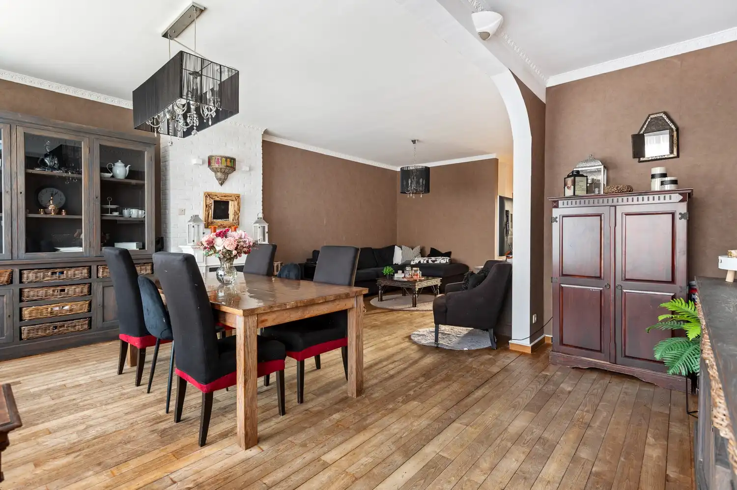 Ruime en veelzijdige kangoeroewoning met tuin en terrassen op topligging in Borsbeek! foto 18