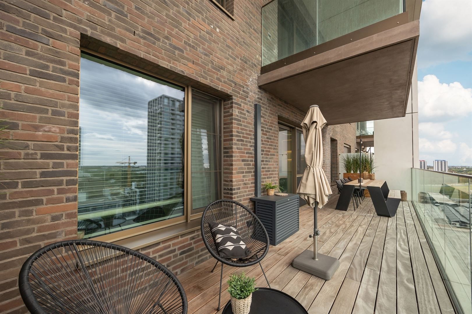 Scheldezicht app met XXL-terras foto 13