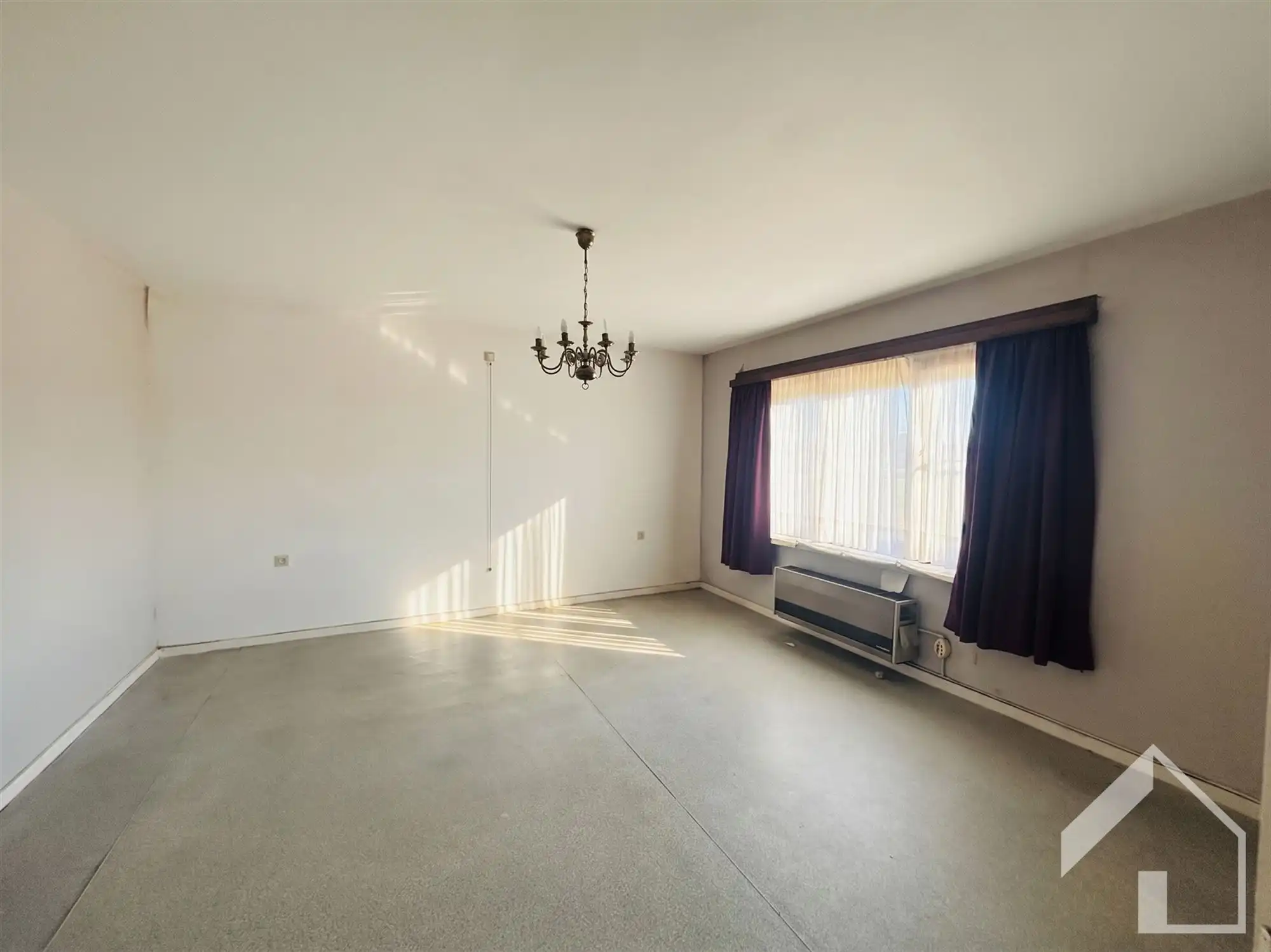 Te renoveren woning op een perceel van 1984m2 foto 10