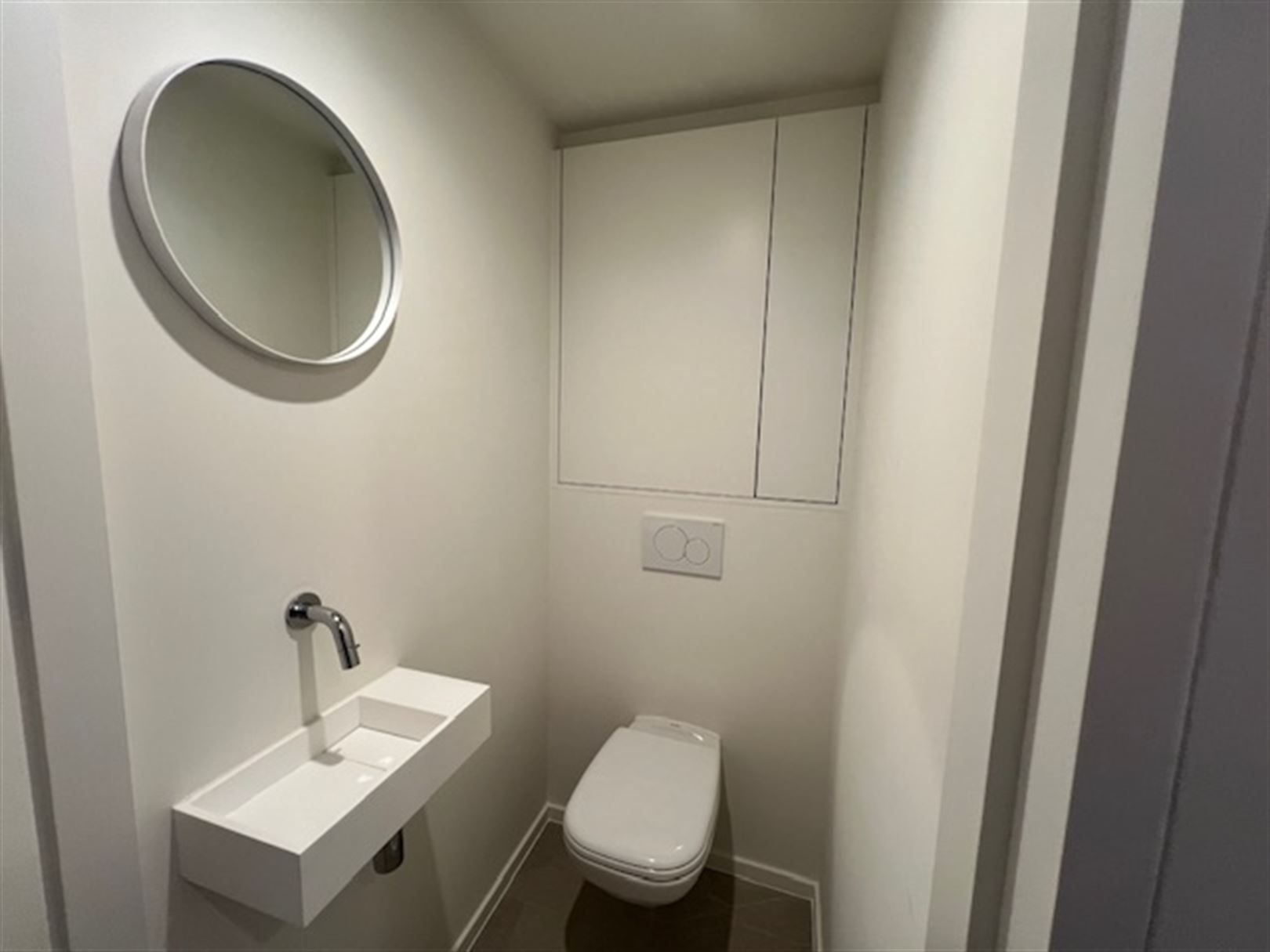 Mooi gelijkvloers appartement met 1 slaapkamer, terras vooraan, terras achteraan foto 11