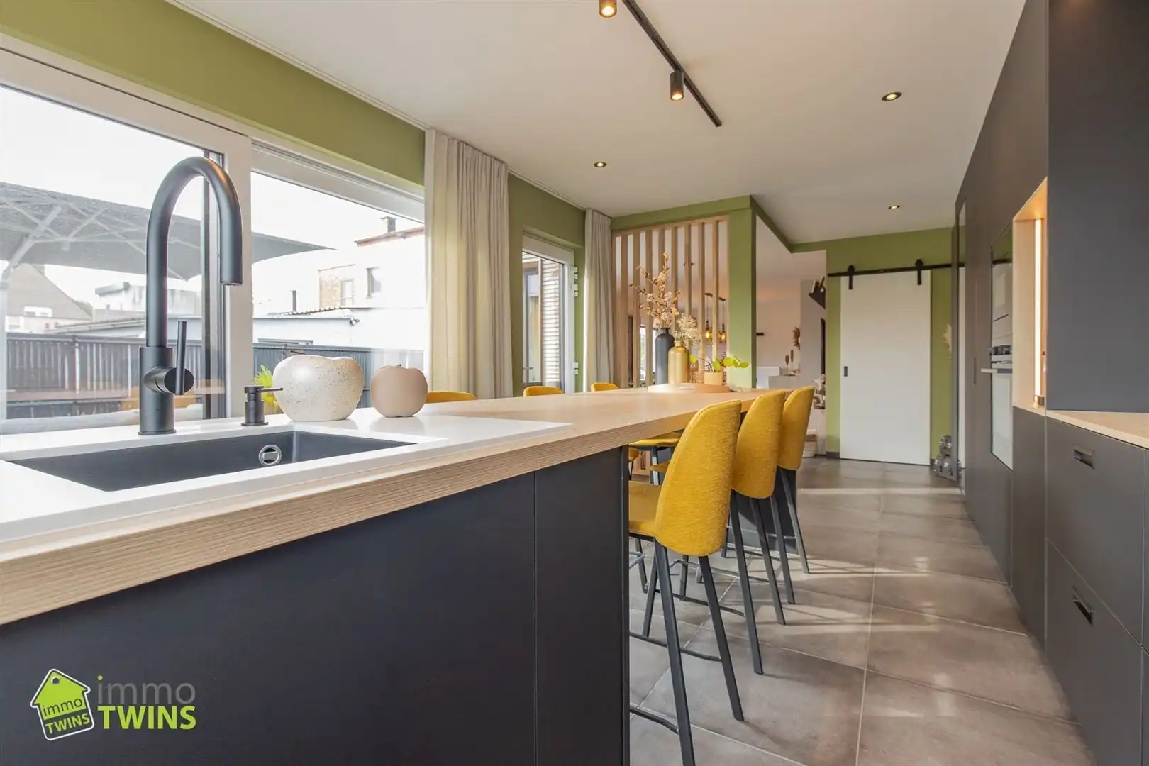 Instapklare en stijlvolle HOB met bijgebouw, tuin en visvijver te Dendermonde (Schoonaarde) foto 12