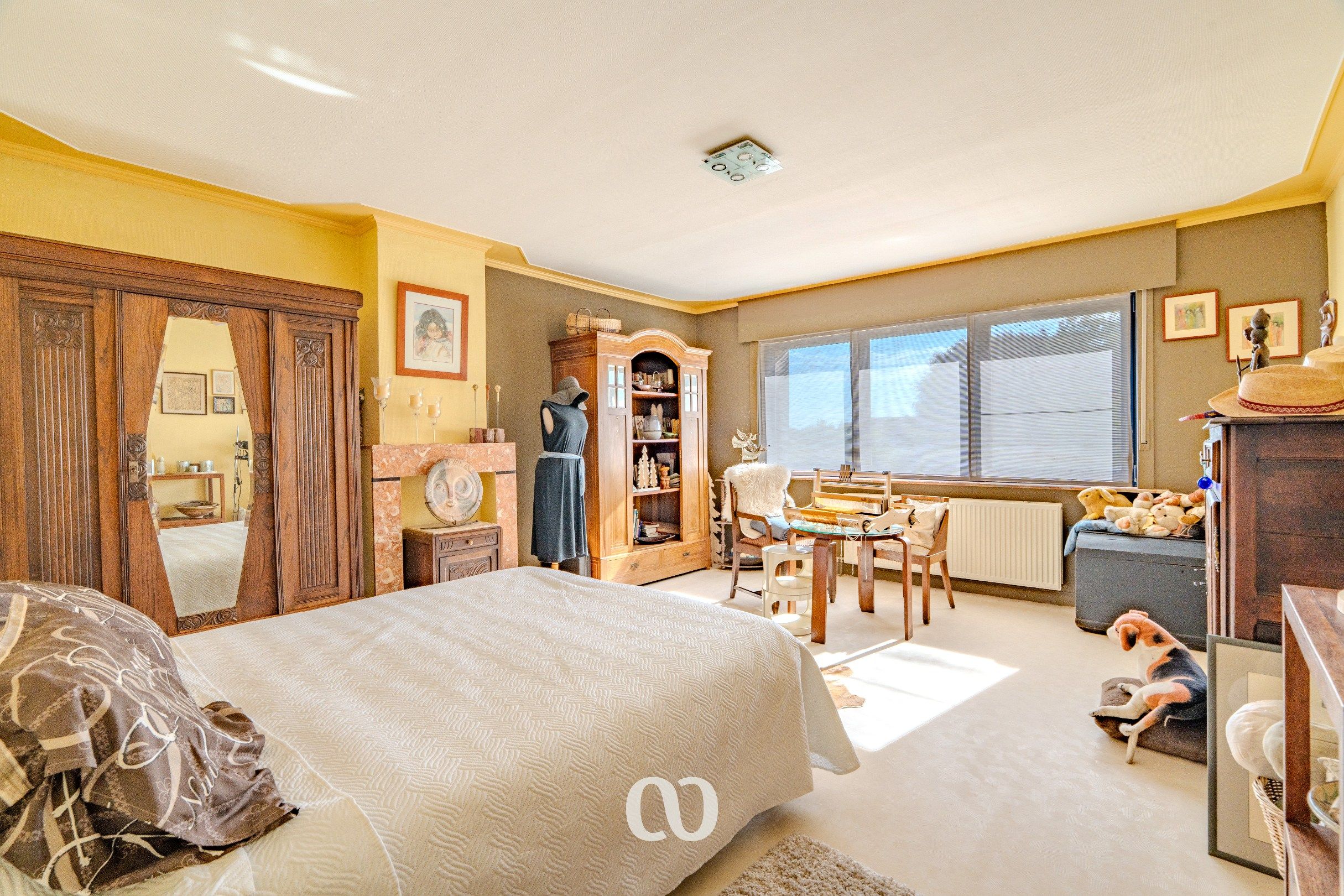 Instapklare woning met zonnepanelen, prachtige tuin en garage foto 9