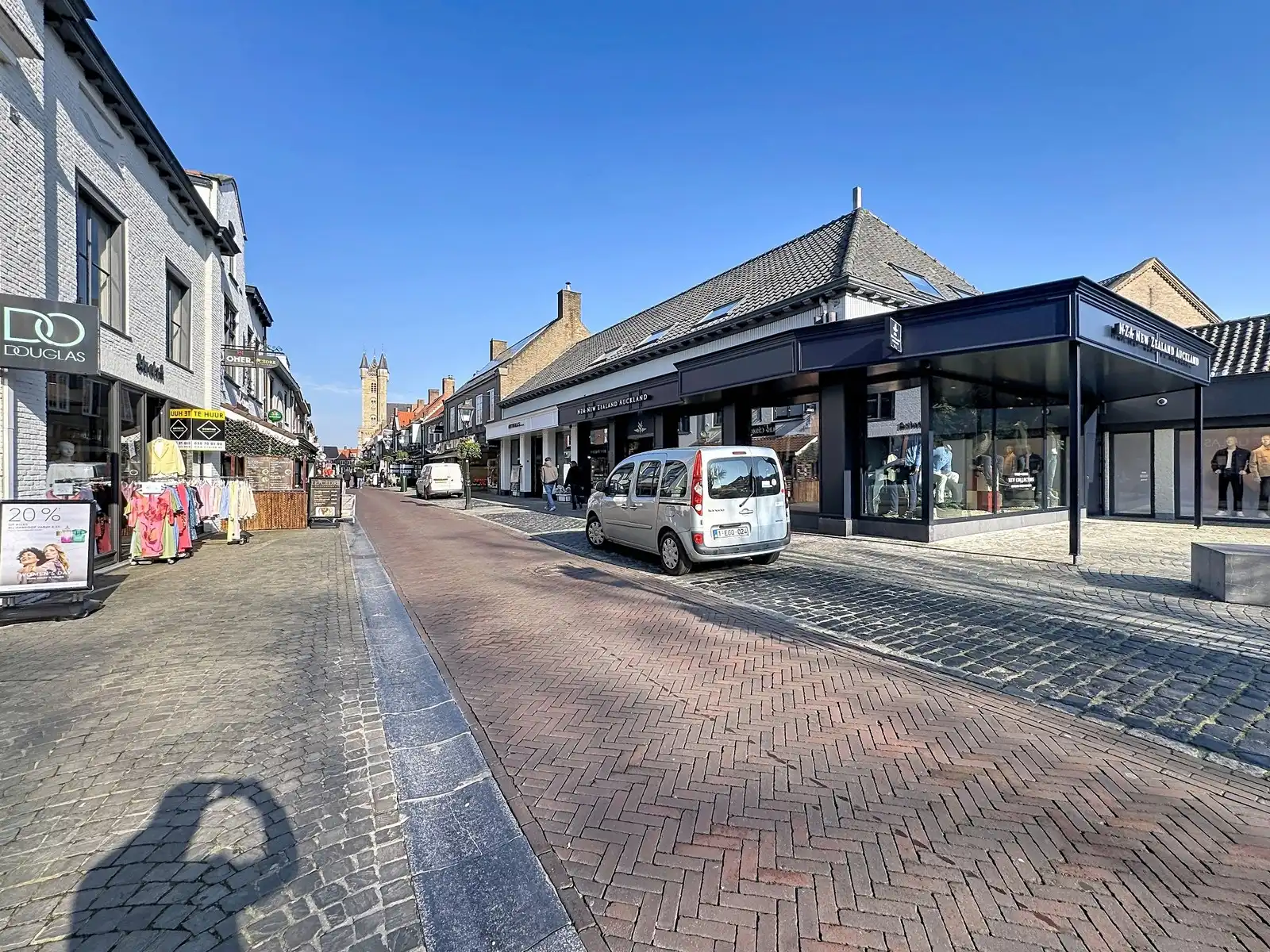 Commercieel gelegen handelspand op TOPligging te Sluis! foto 13