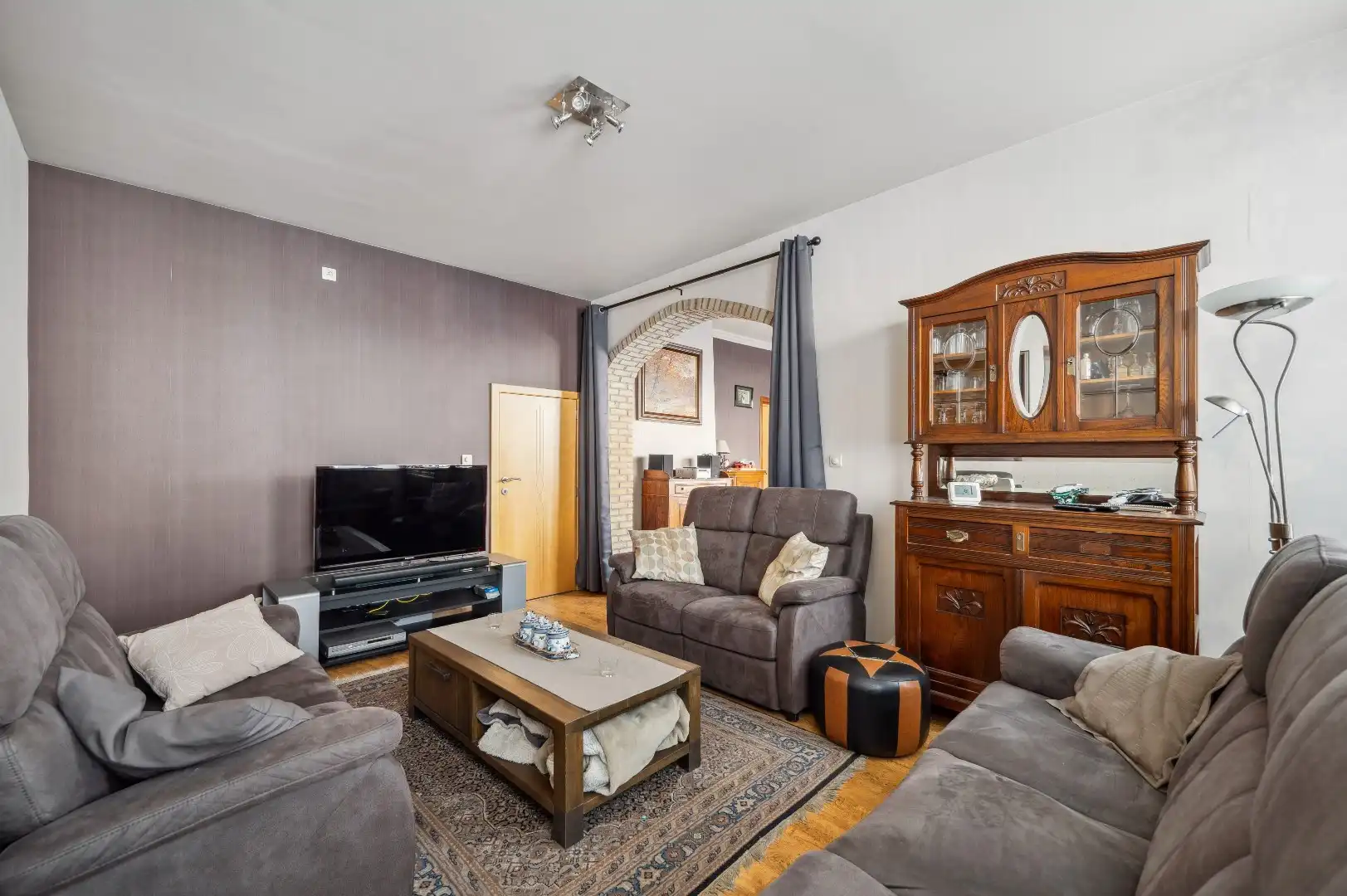 2 gekoppelde woningen met handelsruimte en woonst foto 17