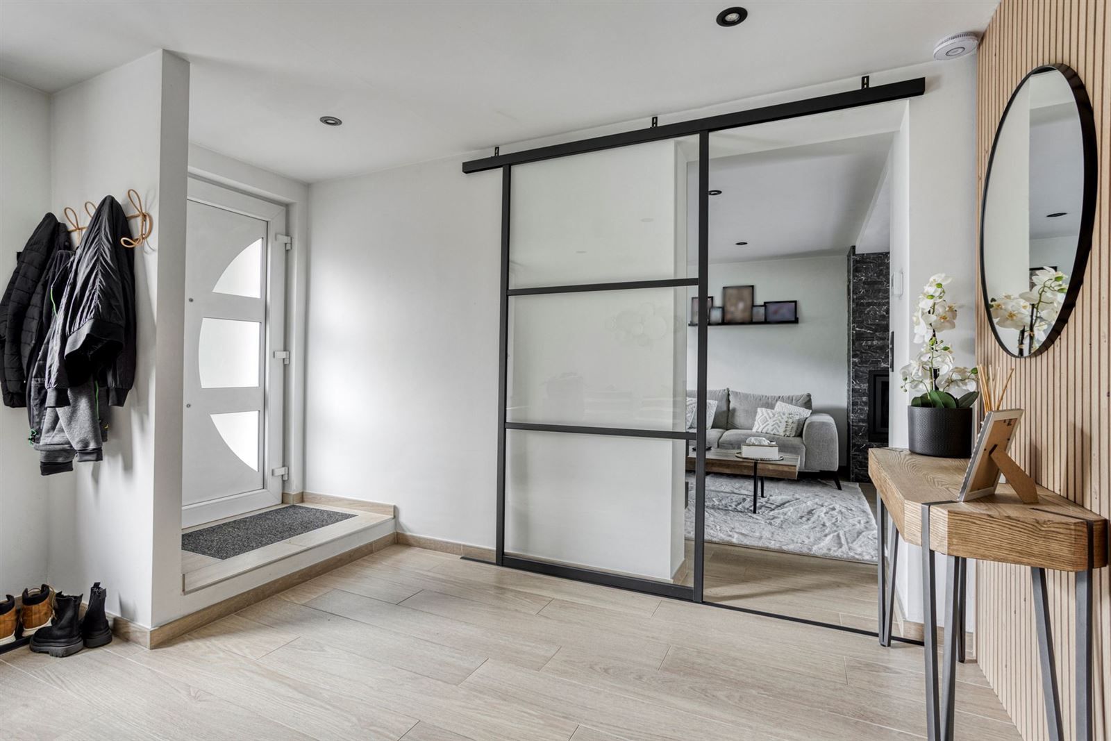 Woning te koop met 4 slaapkamers foto 2