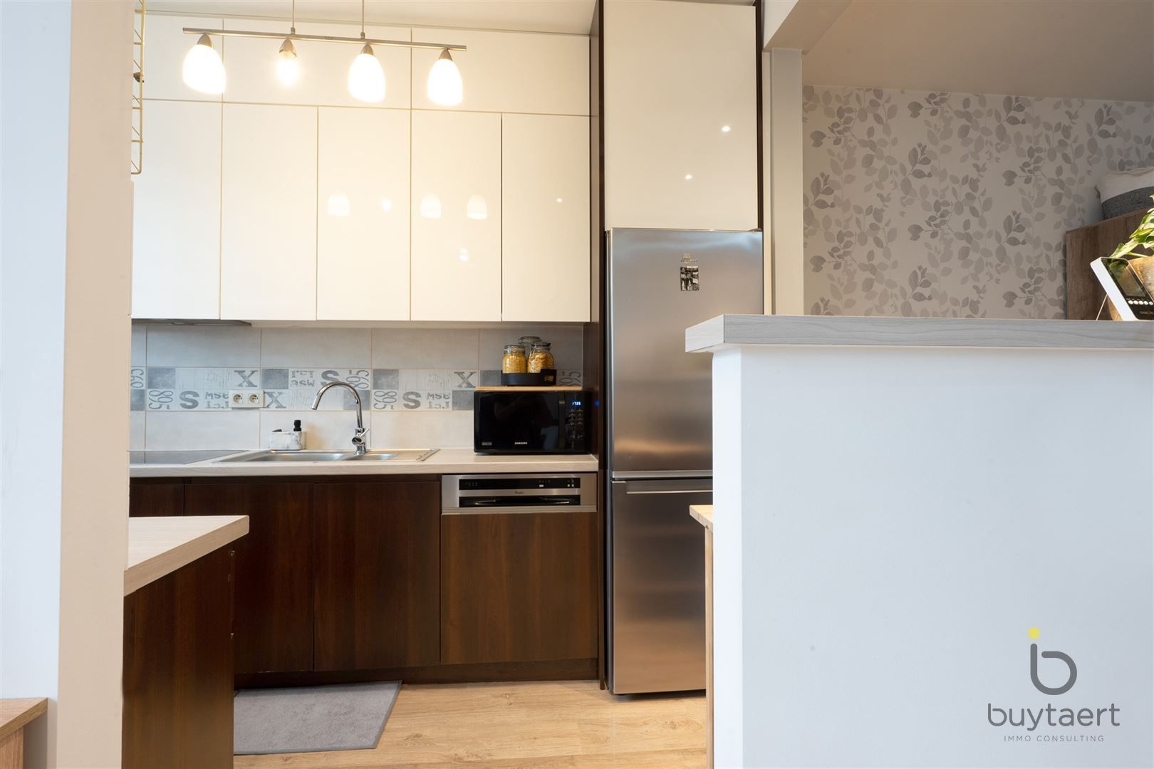 Gerenoveerd drie slaapkamer appartement te Hoboken. foto 7