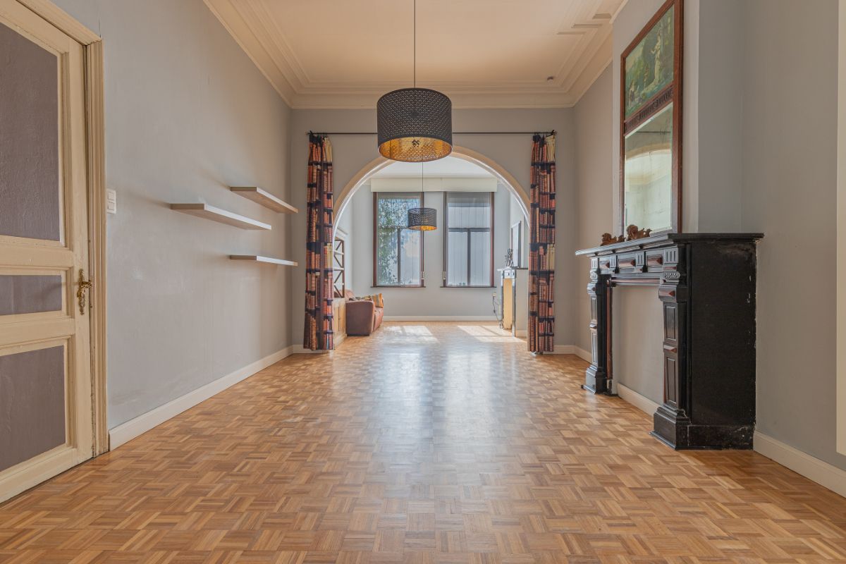 Ruime stadswoning met karakter foto 4