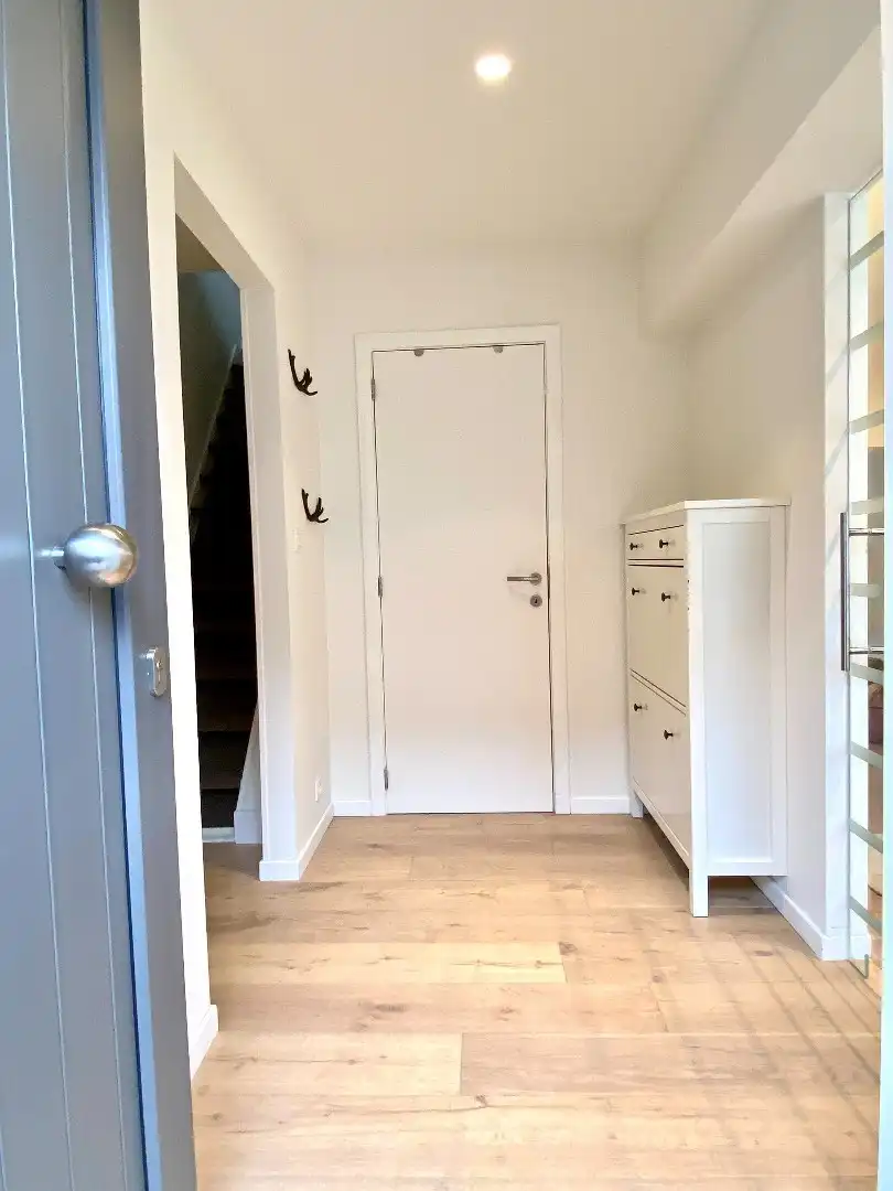 Hedendaagse woning met tuin en 1 slaapkamer te Heule. foto 8