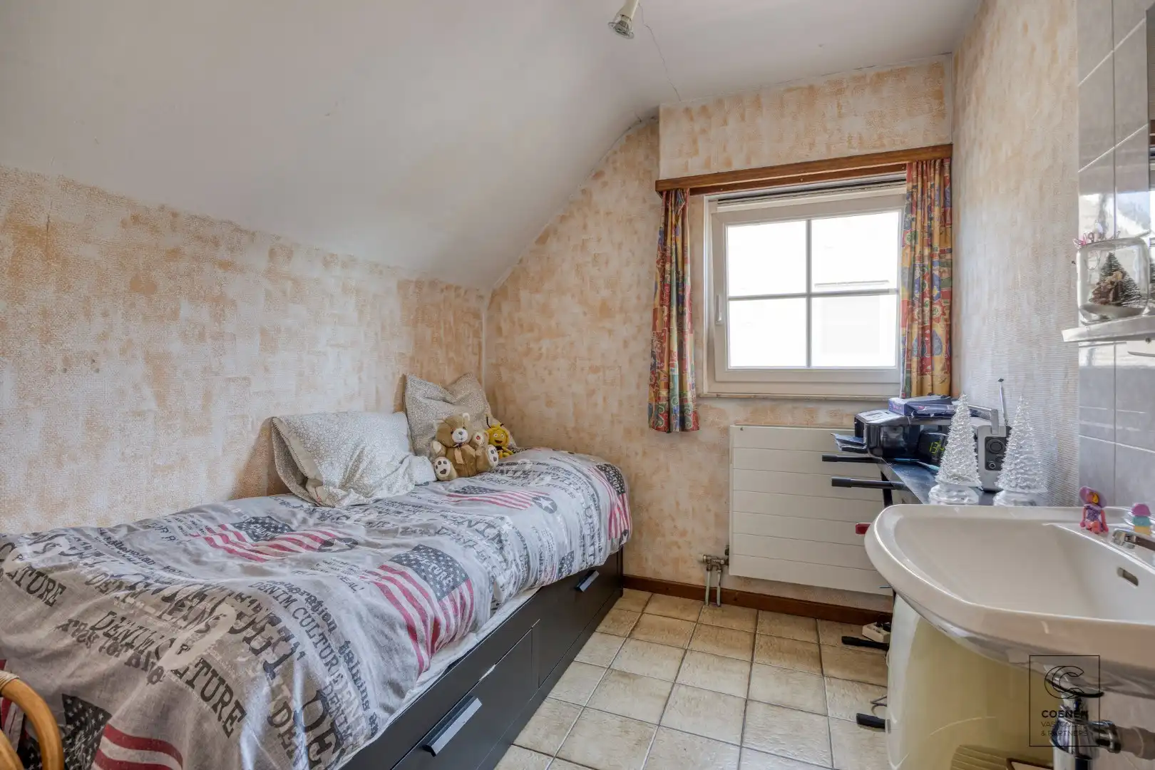 Ruime woning met 4 slaapkamers op een rustige ligging te Hoogstraten! foto 12