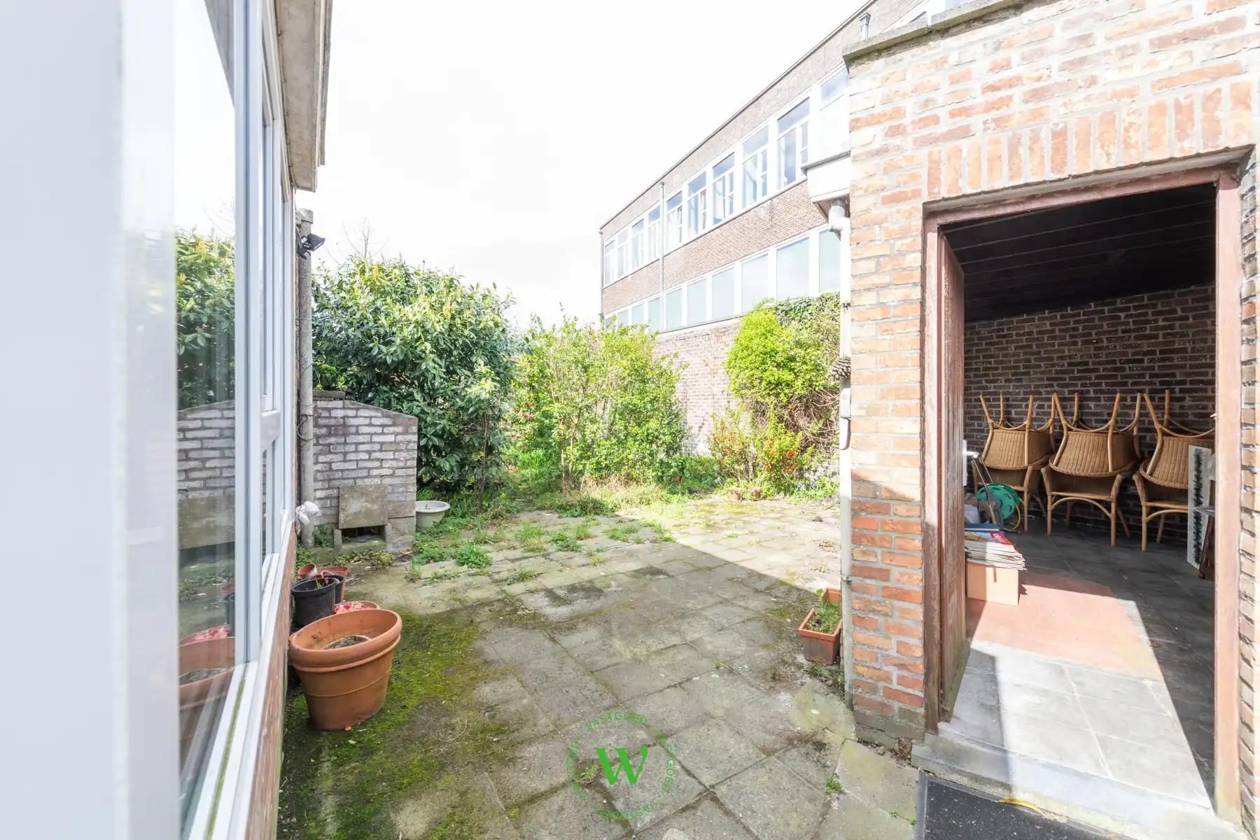 Verrassende en charmante halfopen bebouwing te Assebroek. foto 24