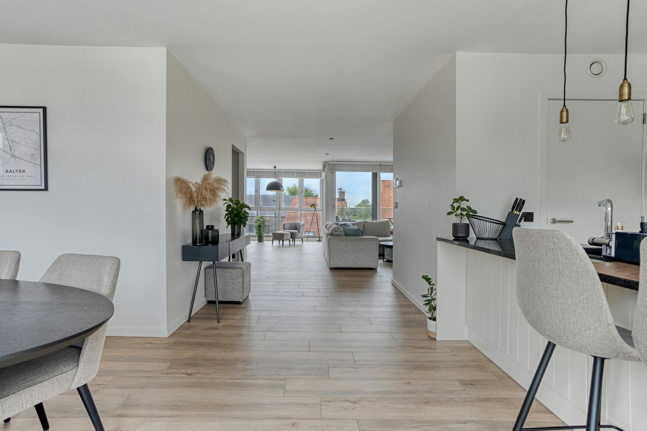 Instapklare, lichtrijke duplex te koop in hartje Aalter foto 6