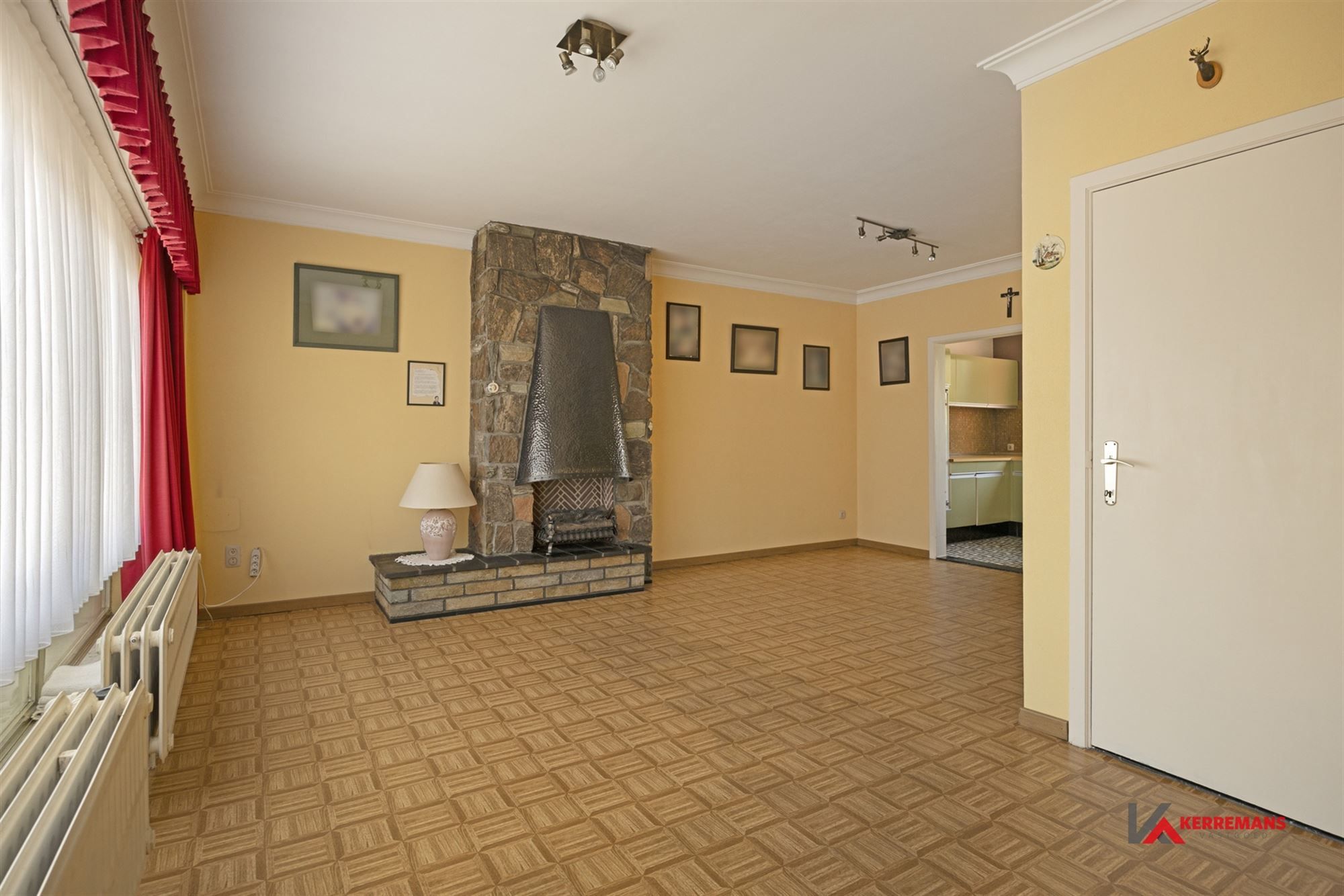 Ruime Woning met 3 slaapkamers, tuin en garage. foto 6