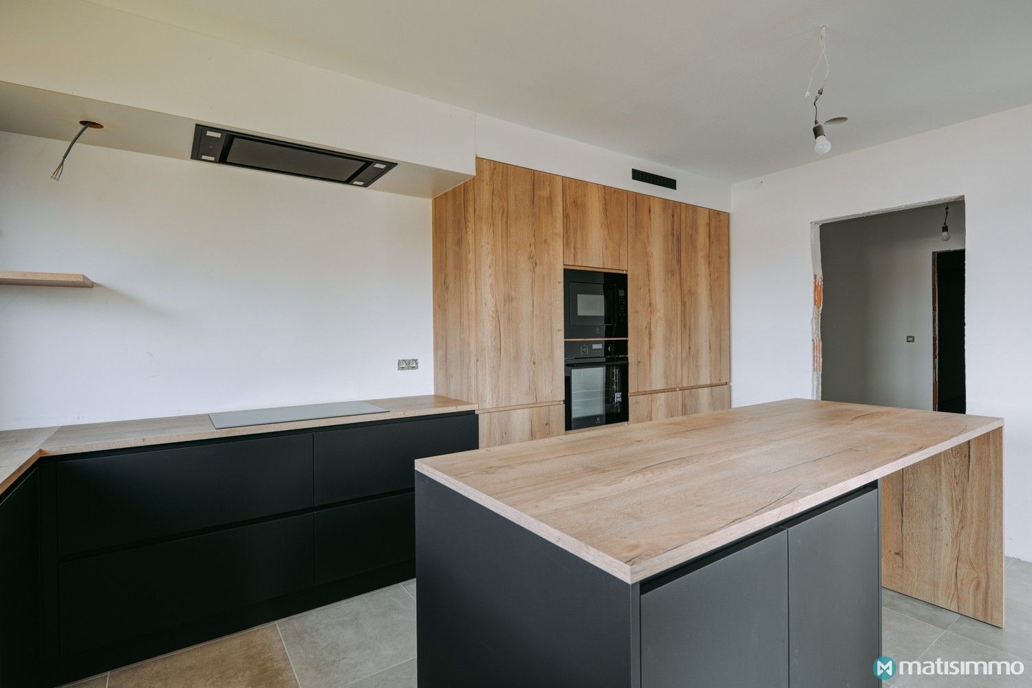 MODERNE NIEUWBOUWWONING MET 3 SLAAPKAMERS, INPANDIGE GARAGE EN VOLLEDIG ONDERKELDERD VLAKBIJ HET CENTRUM VAN BILZEN foto 8