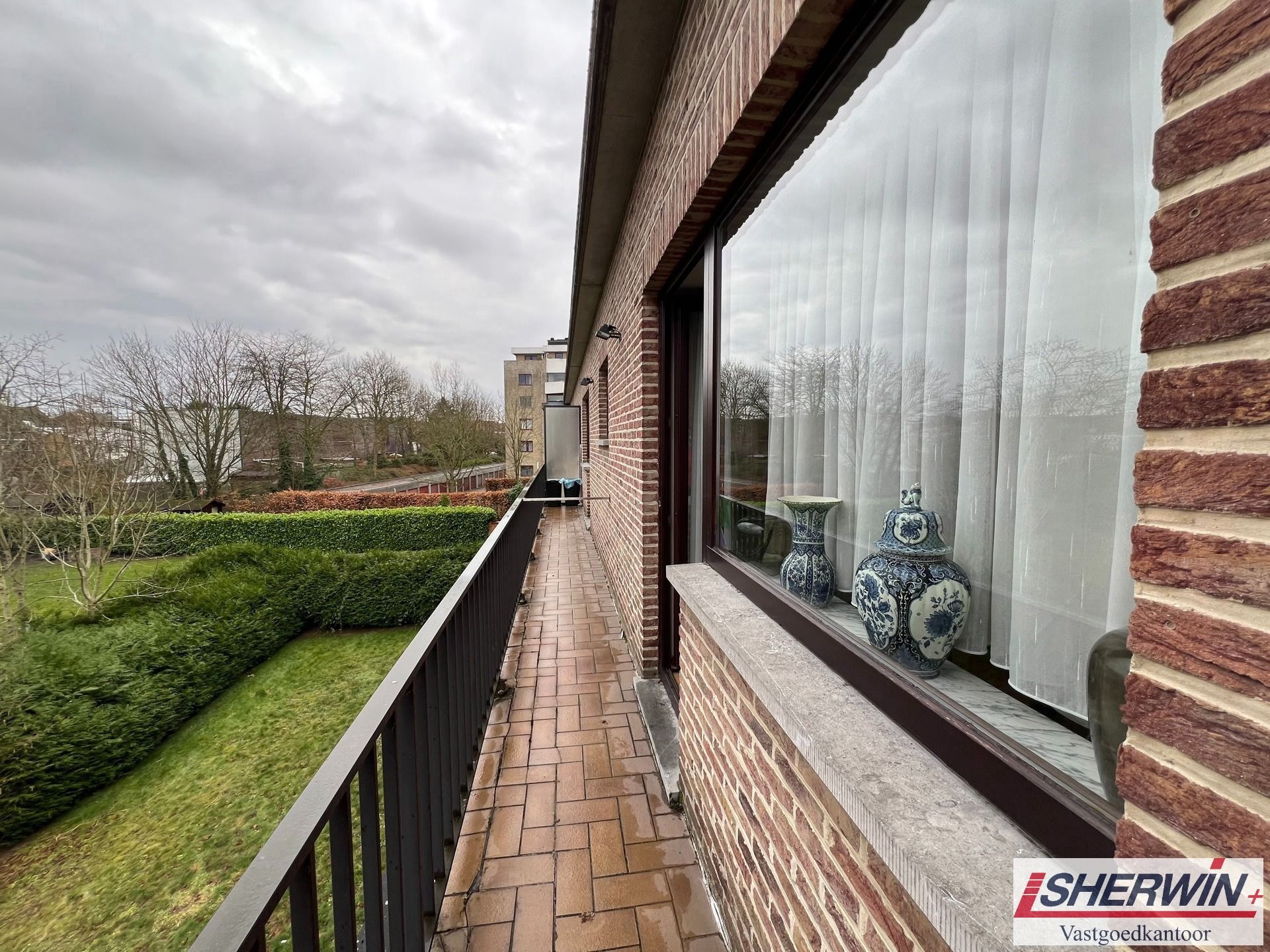 Deel van zeer goed gelegen appartementsgebouw in centrum foto 14