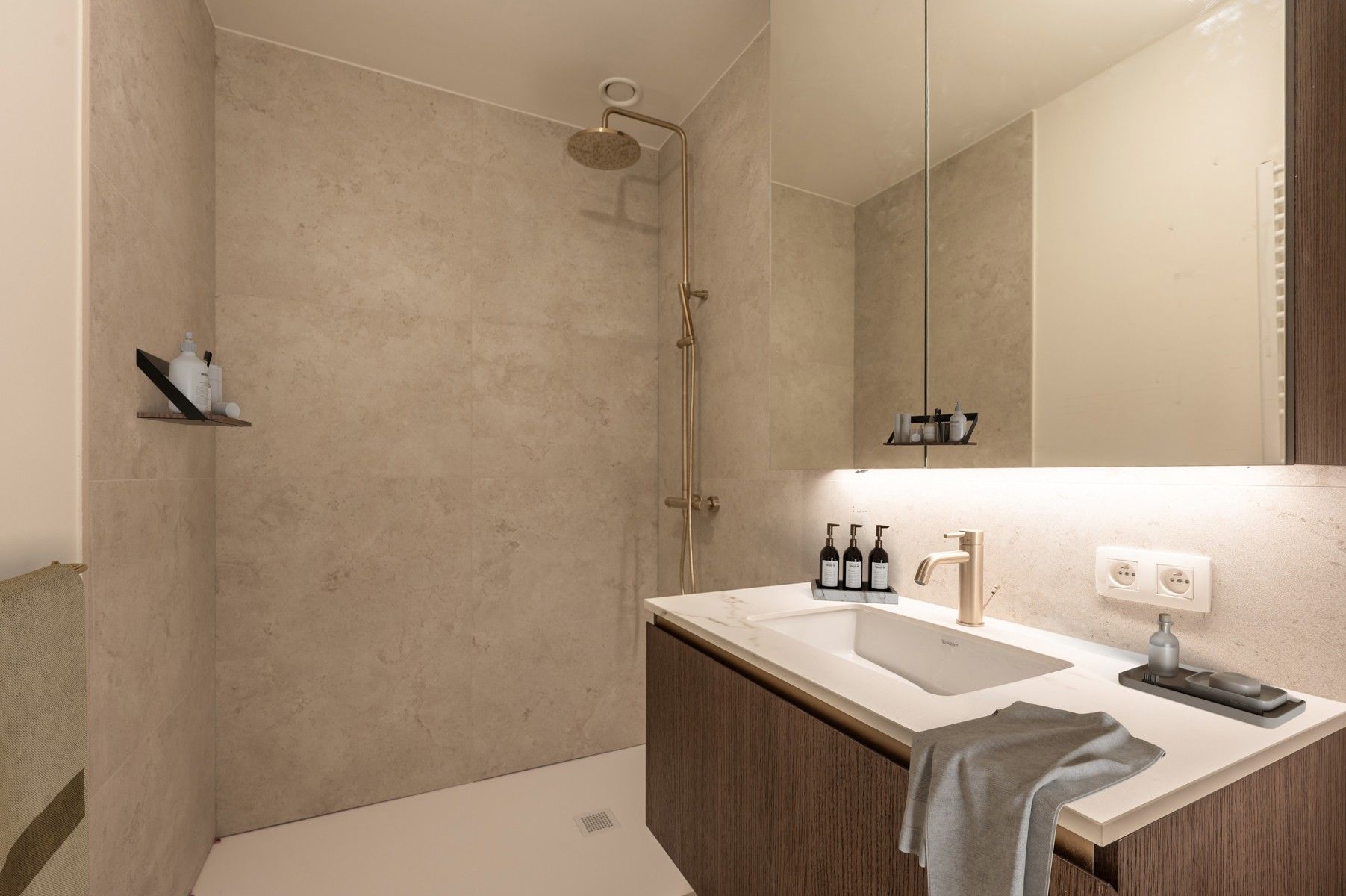 Appartement te koop foto 9
