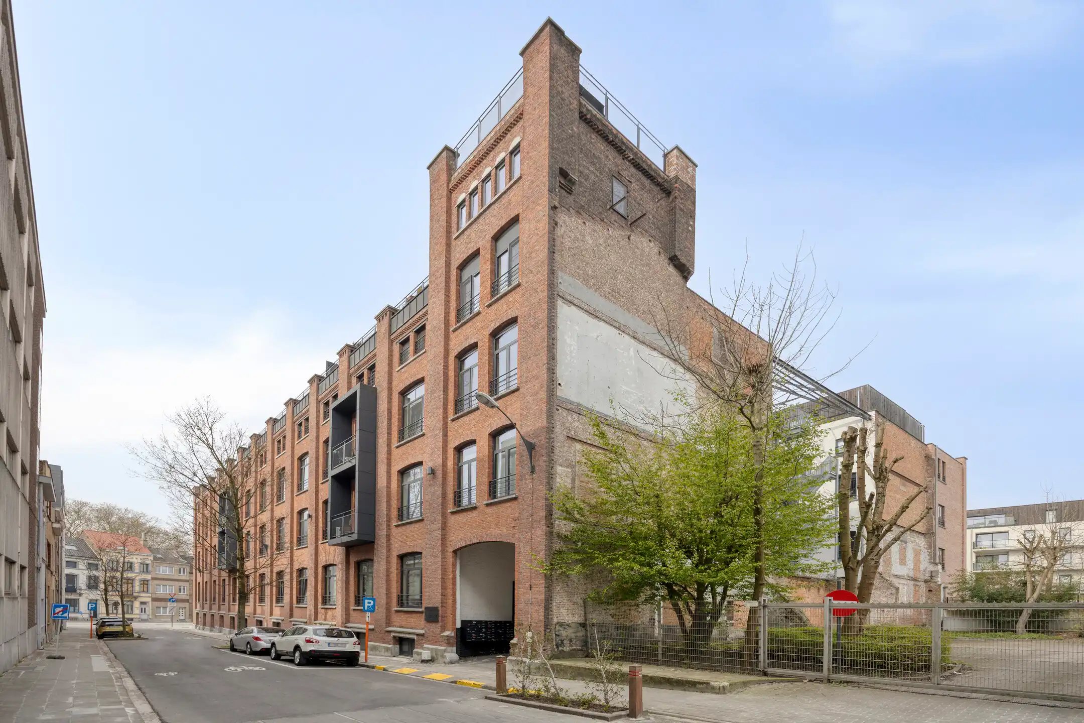 Lichtrijke loft in de historische Kantfabriek Vilvoorde foto 20