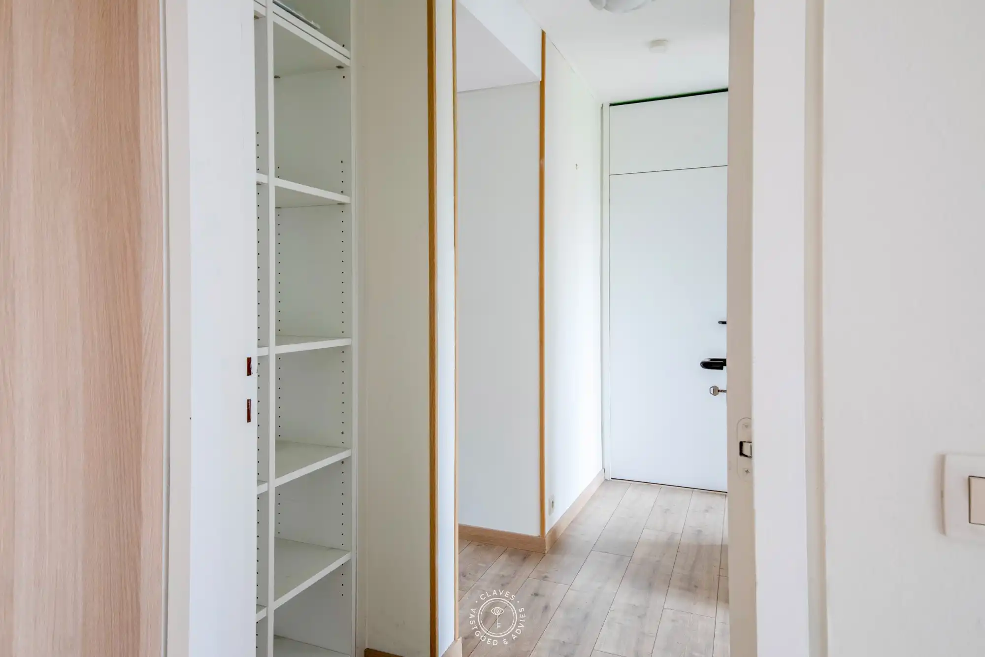 Ruim 3-slaapkamerappartement op interessante centrale ligging in Sint-Niklaas foto 7