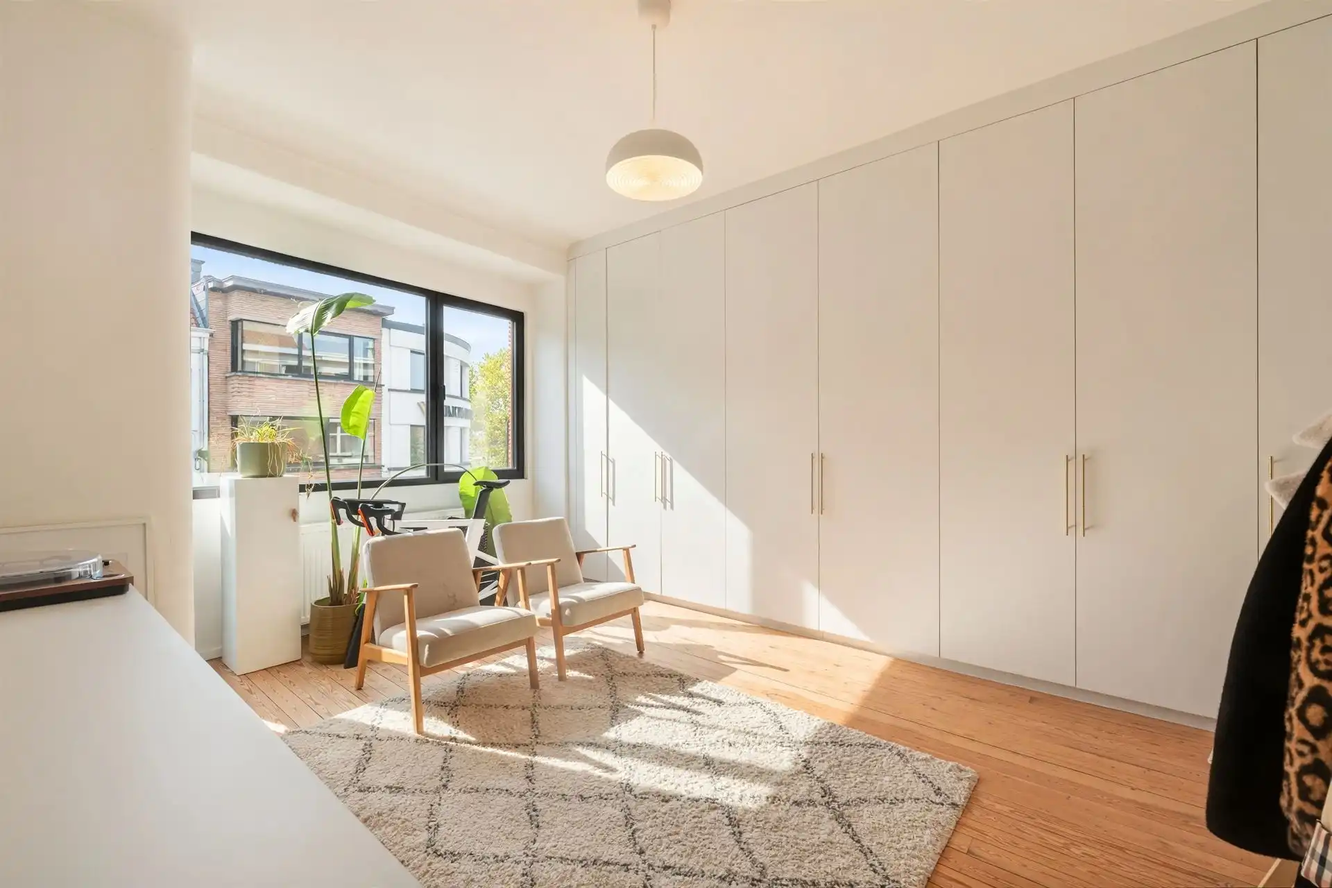 Gerenoveerde art-decowoning met 4 slpk,garage & ruime tuin  foto 29