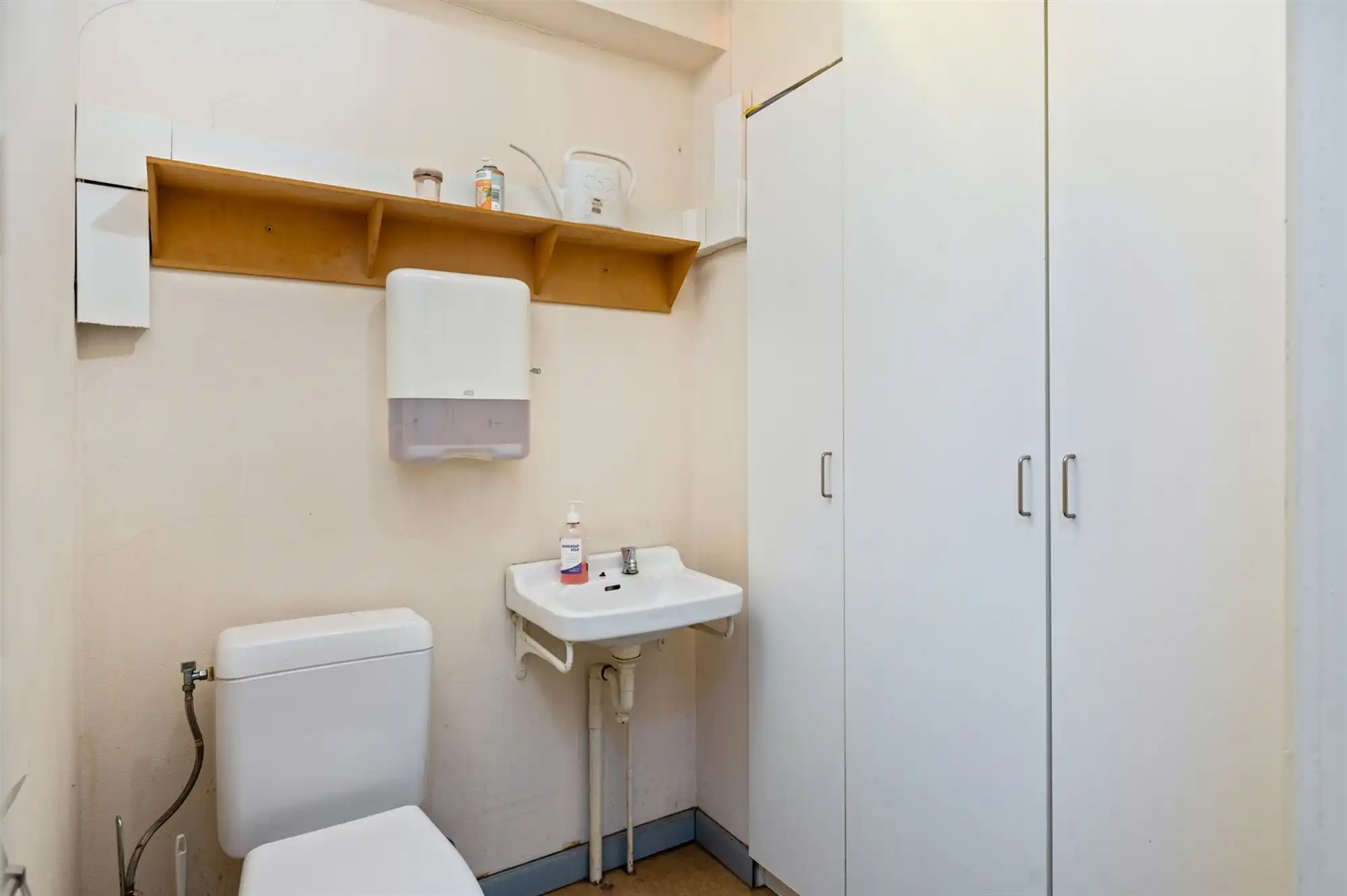 Kantoorruimte op centrale locatie in Antwerpen foto 9