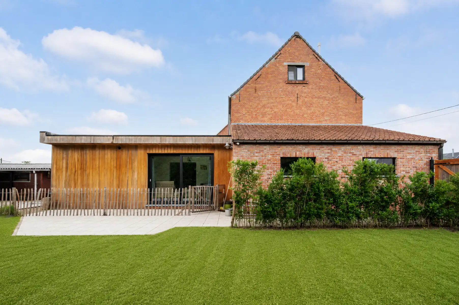 Instapklare woning met 3 slaapkamers, tuin en garage  foto 12