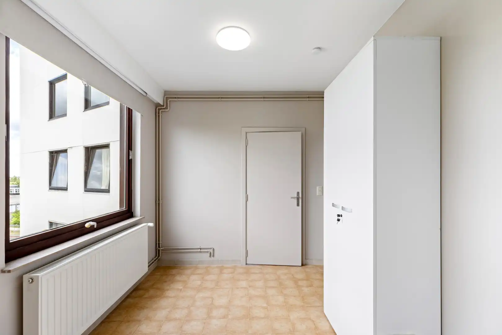 Instapklaar appartement te Roeselare foto 11