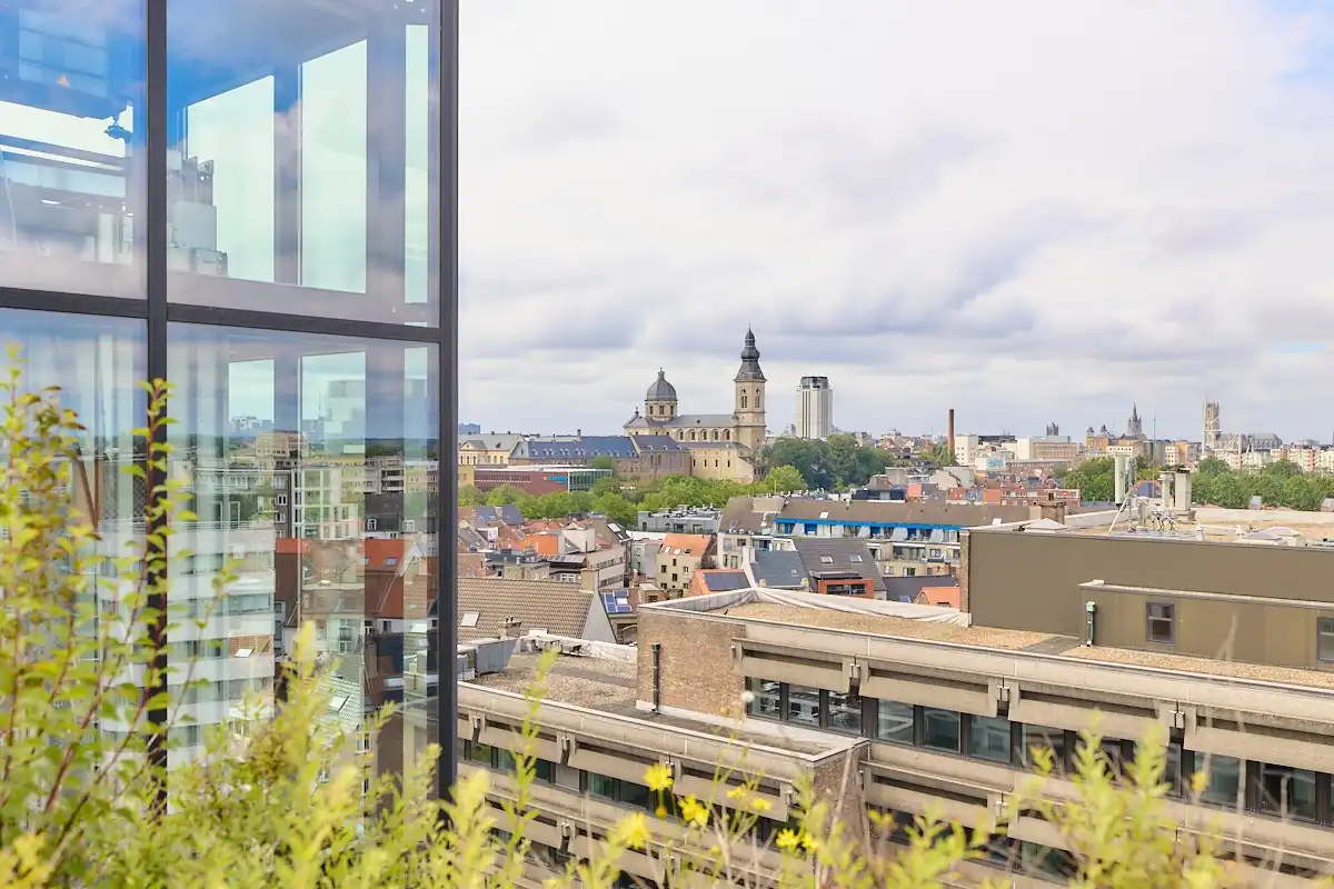 Exclusief appartement met 2 slaapkamers, zonnig terras en ondergrondse autostaanplaats foto 9