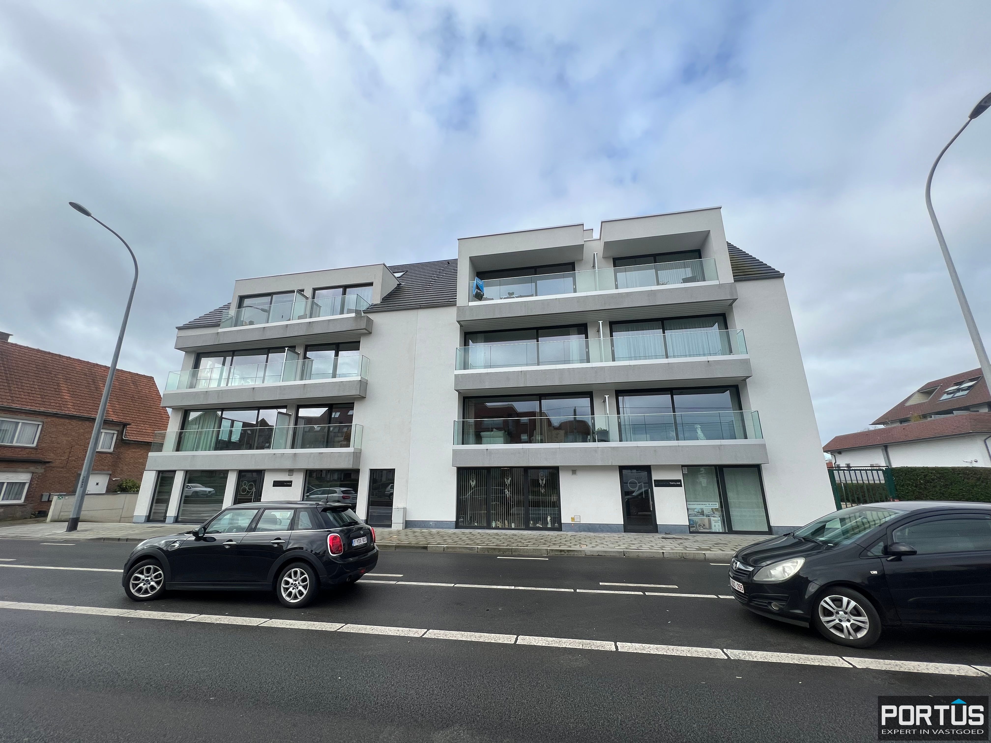 Instapklaar recent appartement met 3 slaapkamers te huur te Nieuwpoort foto 24