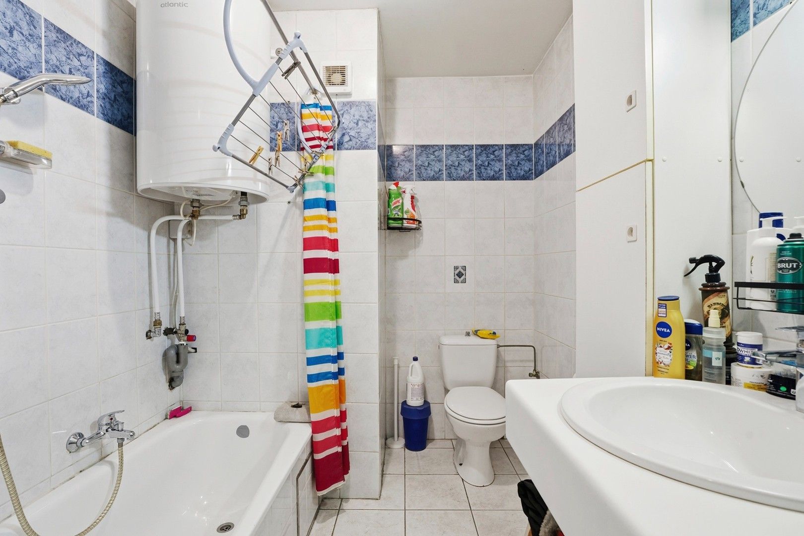 Gemeubeld appartement met 1 slaapkamer foto 8