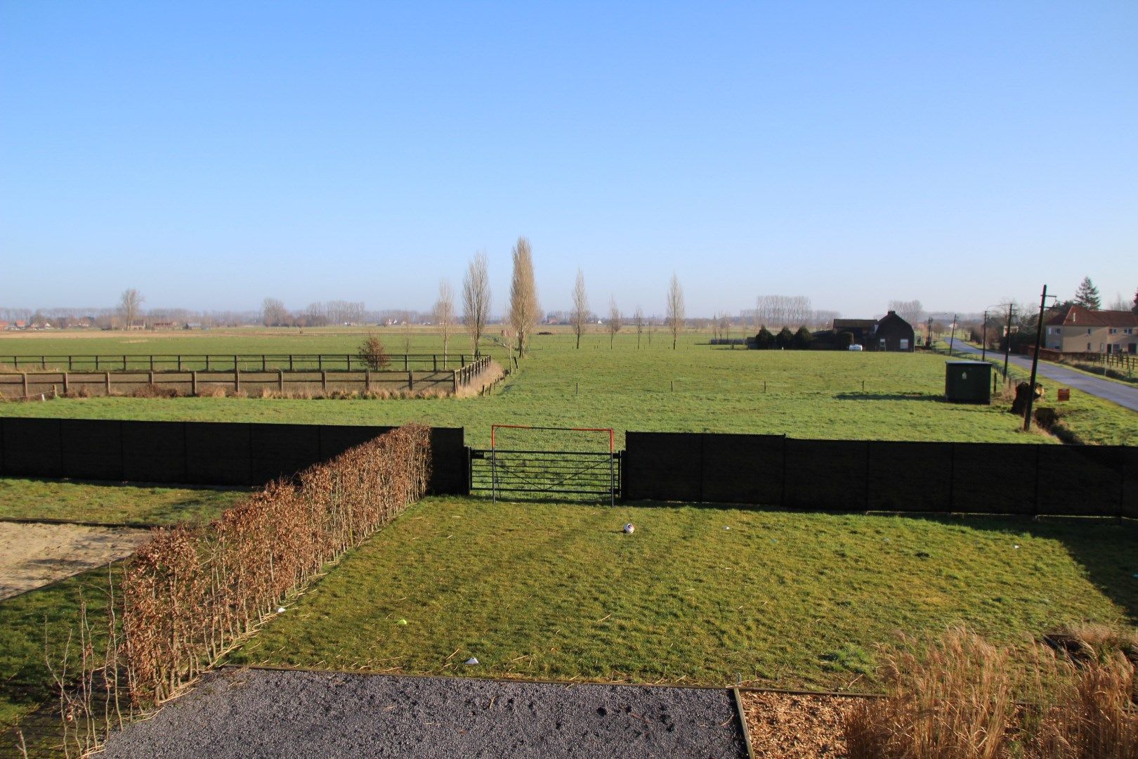 Dit pareltje vinden we in het landelijke Sint-Laureins op 3369m². foto 13