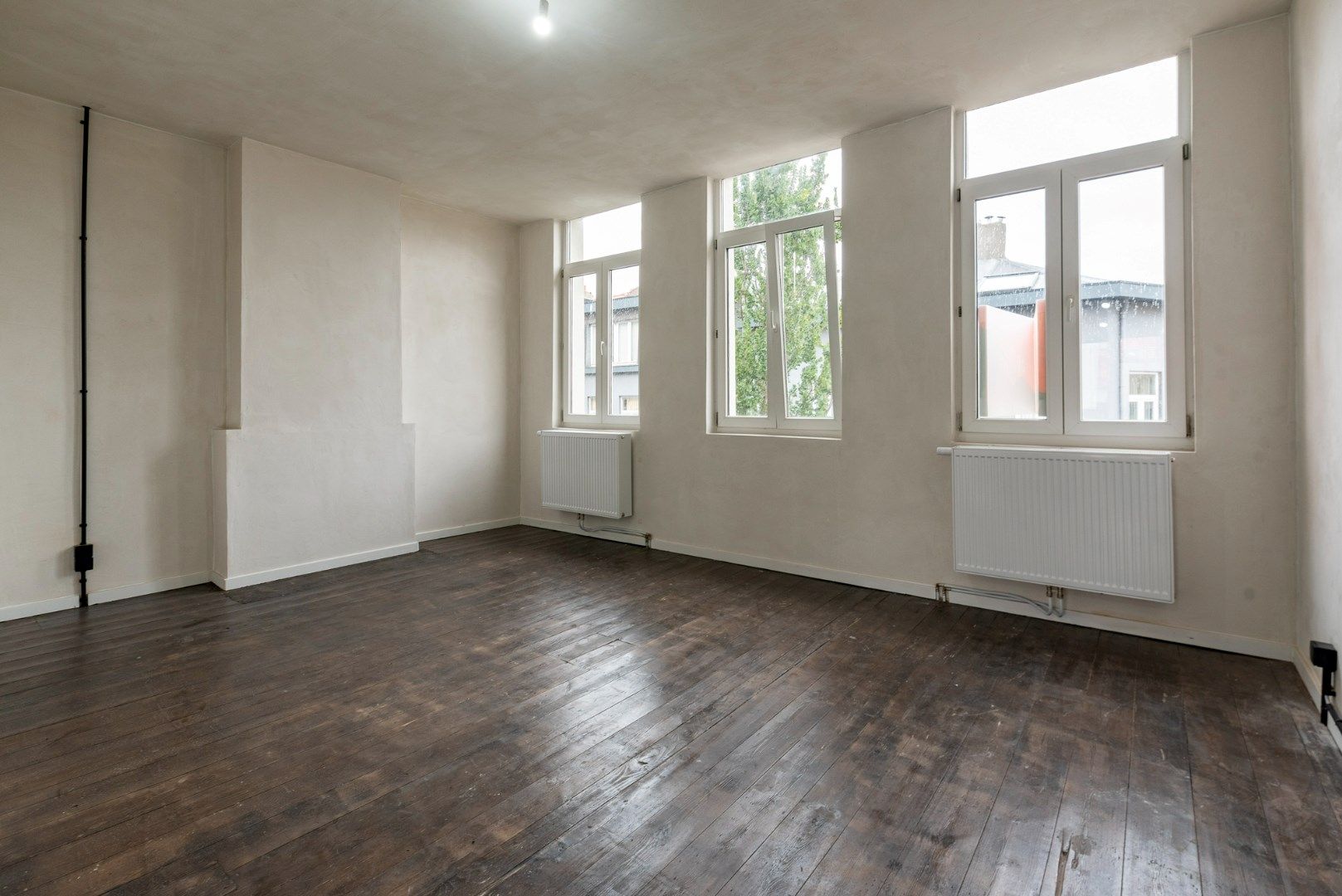 Gerenoveerd appartement met 2 slaapkamers! foto 2