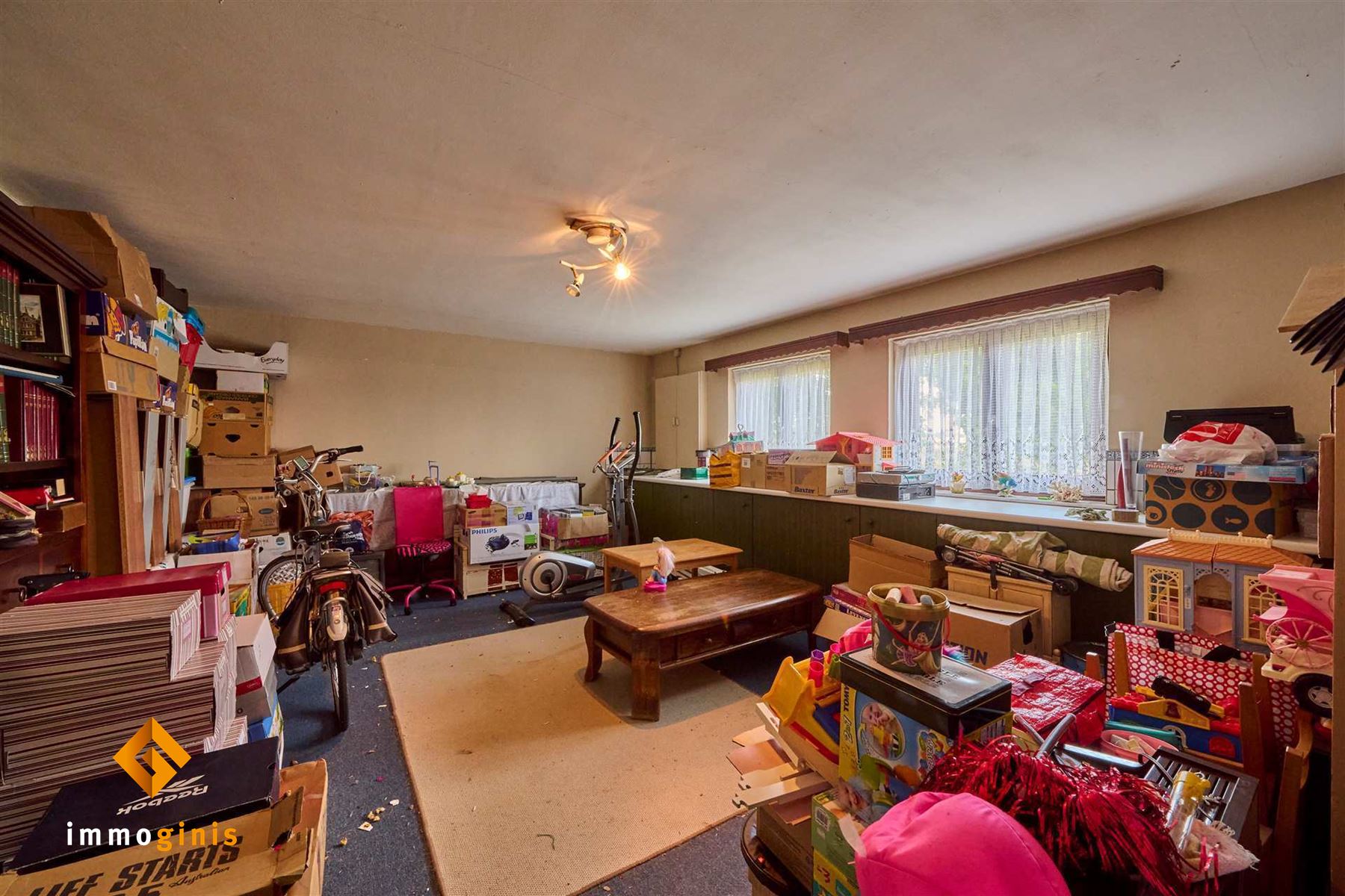 Ruime gezinswoning met 4 slaapkamers op een mooi perceel van 6a54ca vlakbij het centrum van Bocholt. foto 8