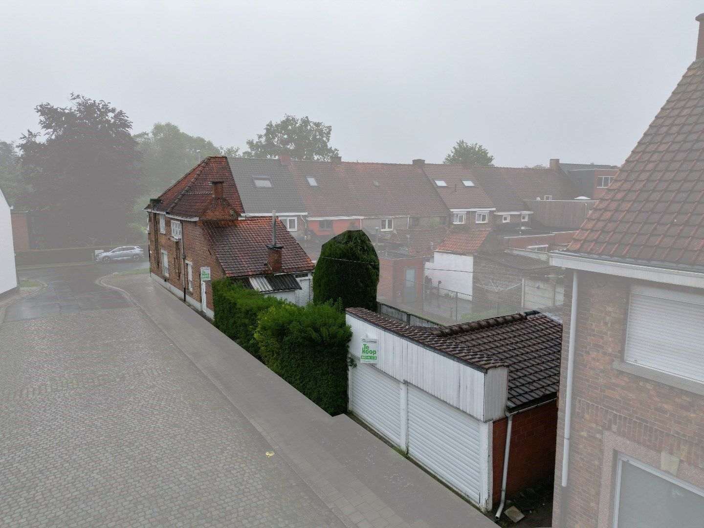 Ruime hoekwoning met twee garages, tuin en 3 slaapkamers in Rumbeke foto 18