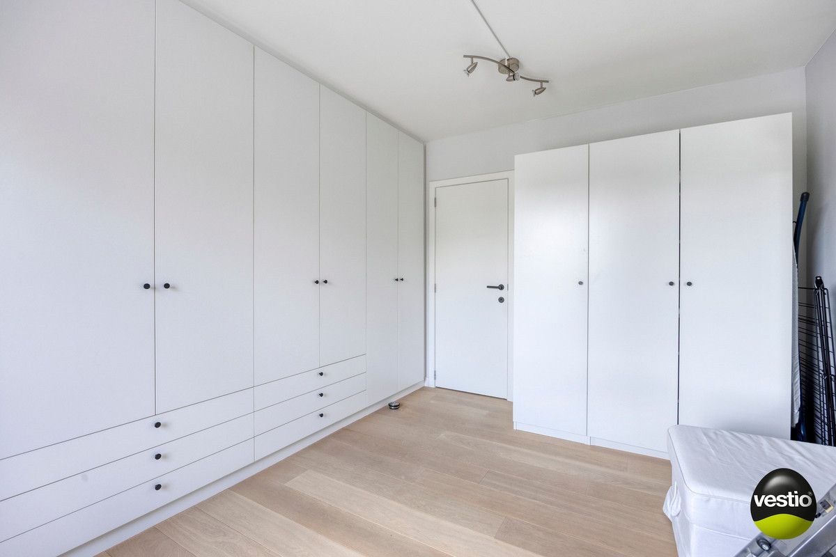 PRACHTIG APPARTEMENT VAN 90M² MET 2 SLK AAN STADSRAND BILZEN. foto 19