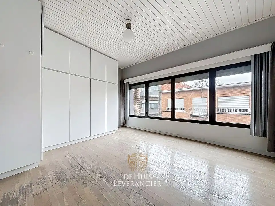 Stijlvol gerenoveerd energiezuinig duplex-appartement (3 slaapkamers – 137 m²) met tuin foto 32